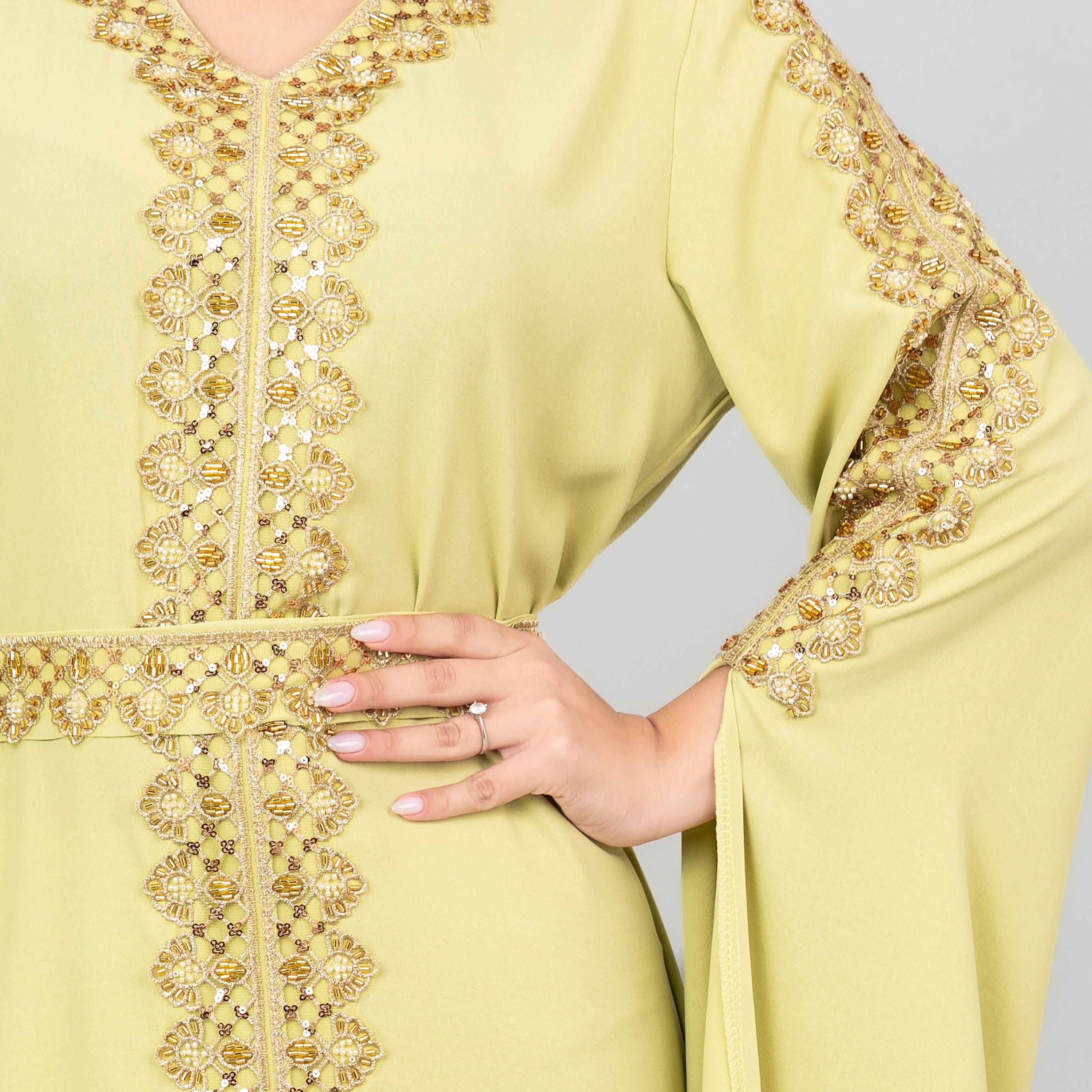 قفطان نسائي بأكمام كاب ومزين بالخرز والترتر وحزام من إككسا-women-arabicclothing-jalabiyas-image-2