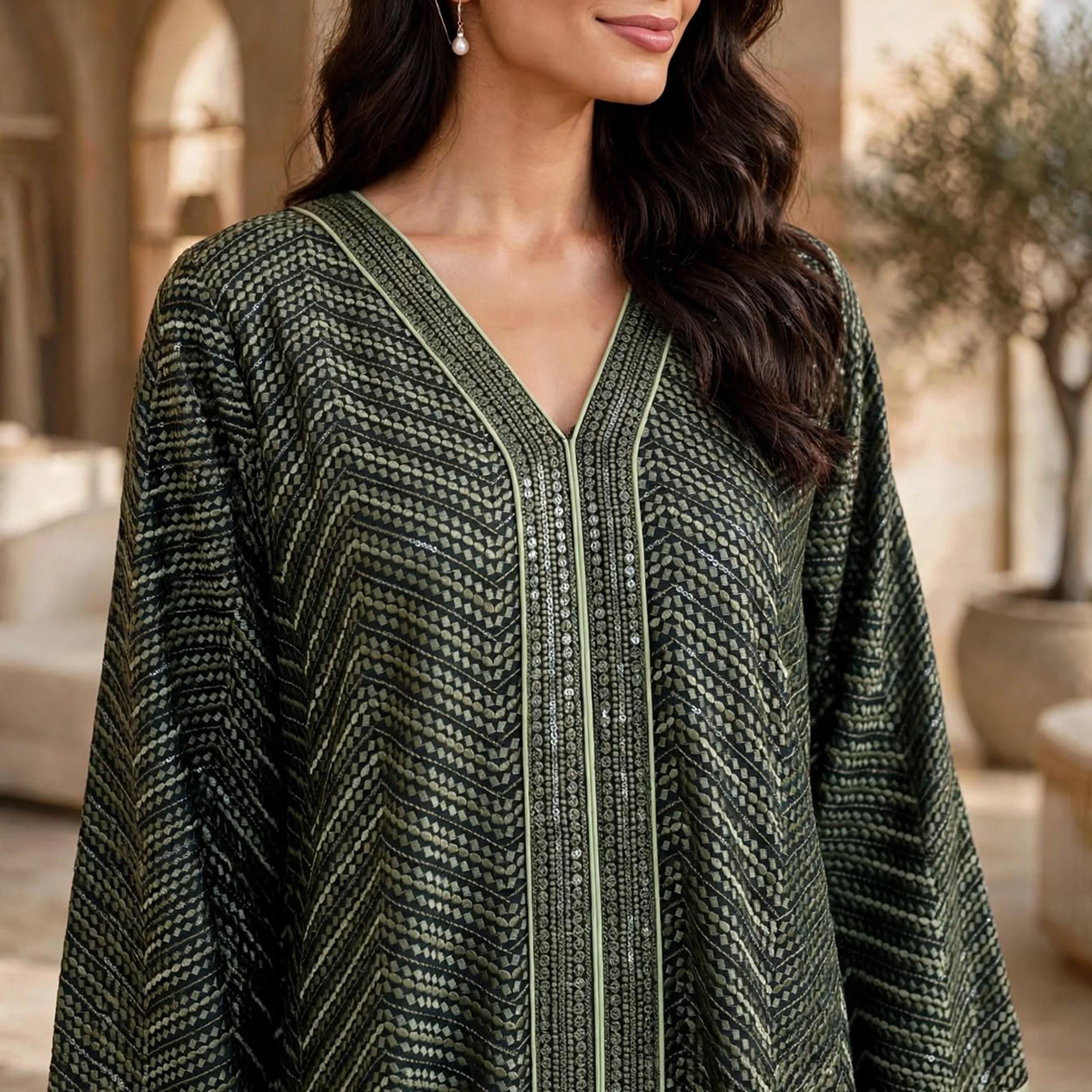 جلابية حريمي بتطريز هندسي وأكمام واسعة تتسع تدريجياً من إيكسا-women-arabicclothing-jalabiyas-image-2