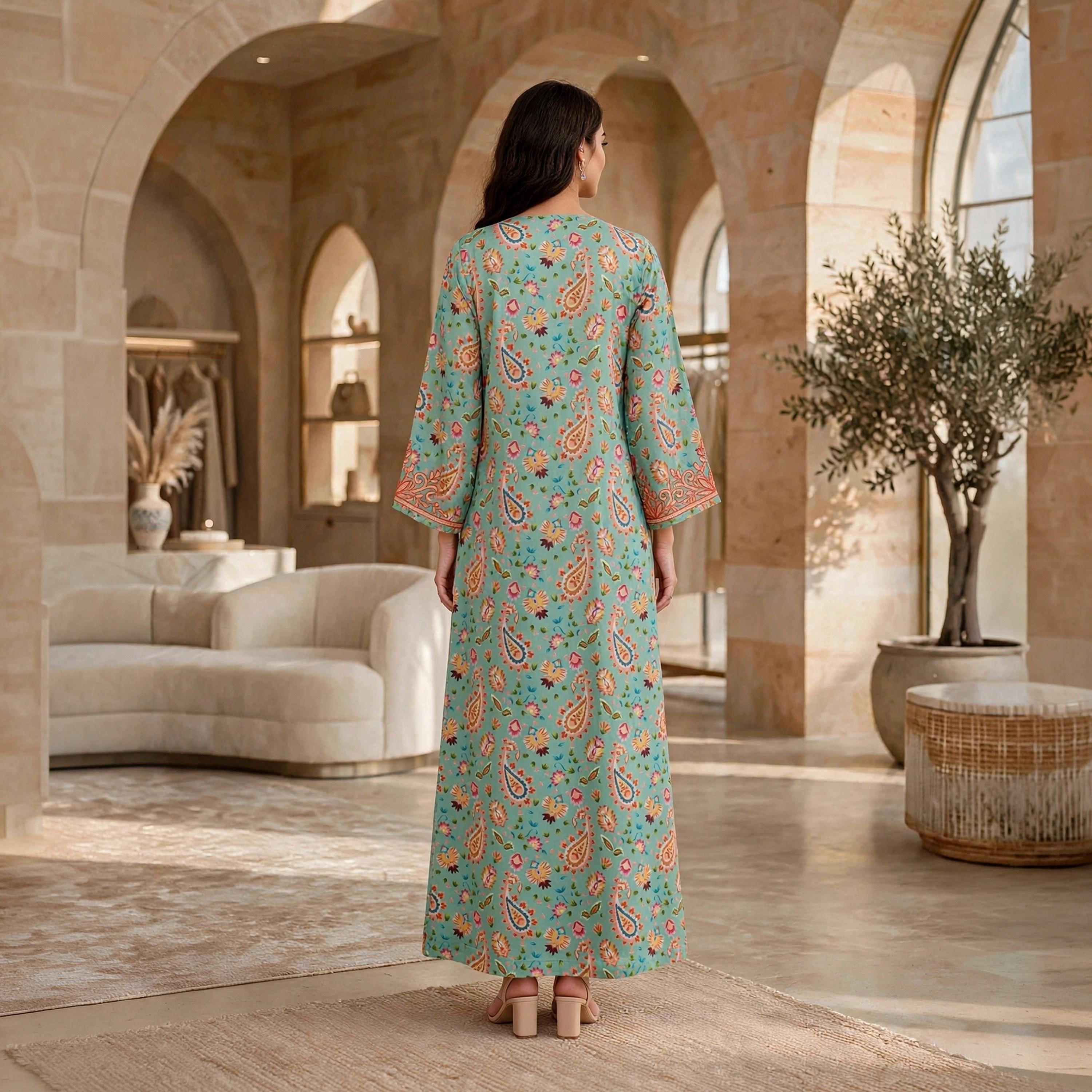 جلابية حريمي بطبعة زهور وبيزلي وأكمام واسعة من إيكسا-women-arabicclothing-jalabiyas-image-10