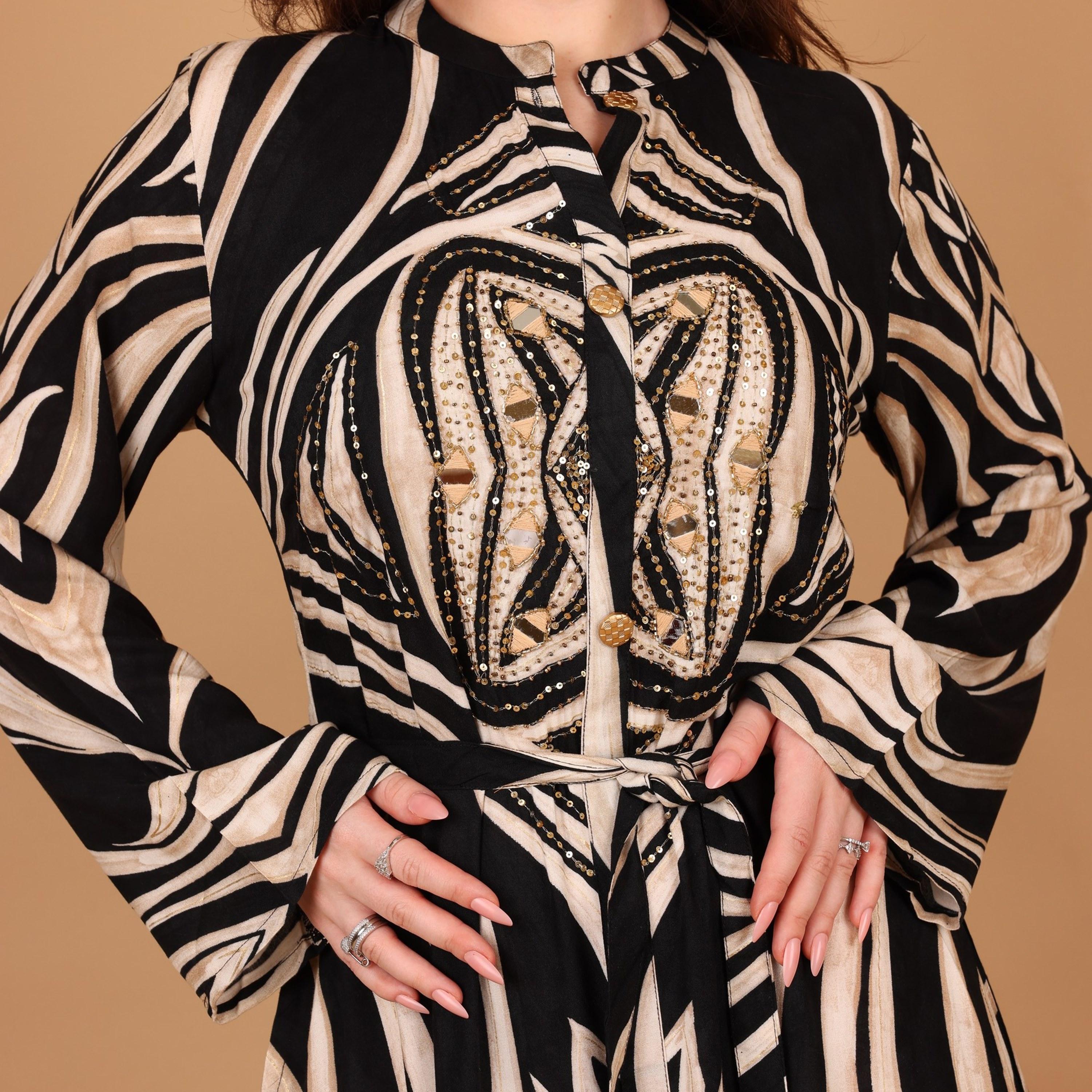 IKKXA Abstract Print Mandarin Collar Women's Fit and Flared Jalabiya-women-arabicclothing-jalabiyas-image-3