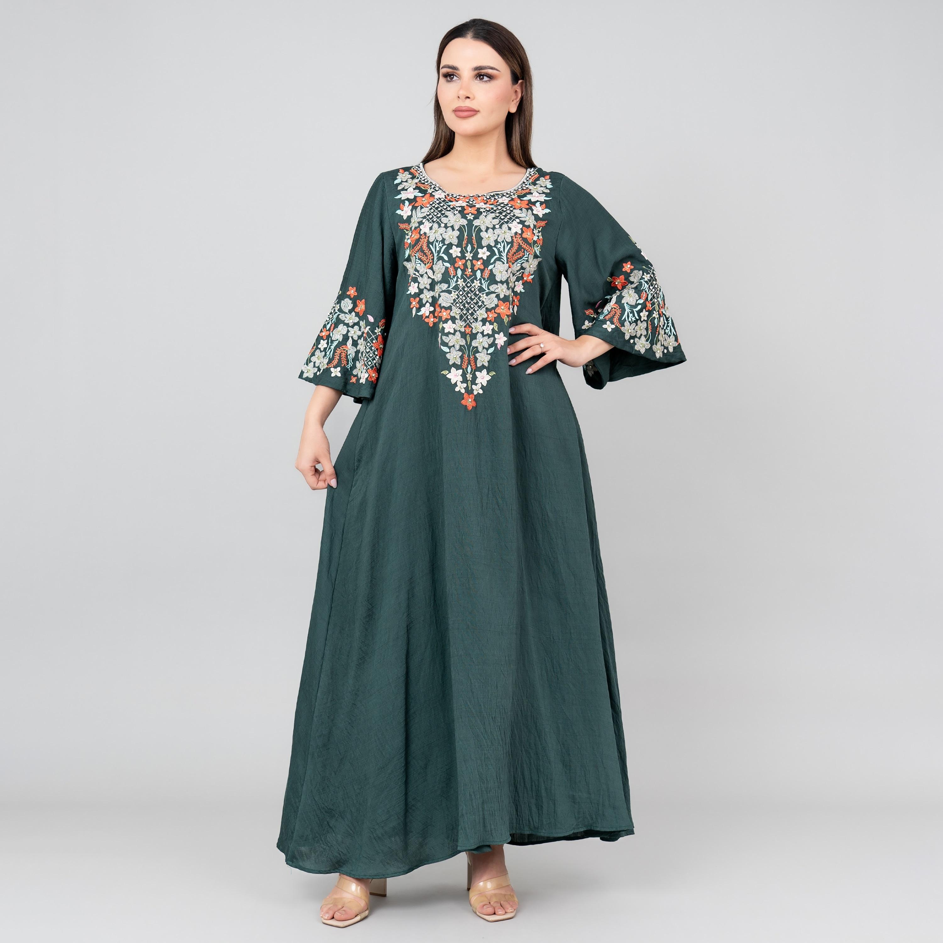 جلابية نسائية مطرزة بنقشة الزهور بأكمام واسعة من إككسا-women-arabicclothing-jalabiyas-image-1