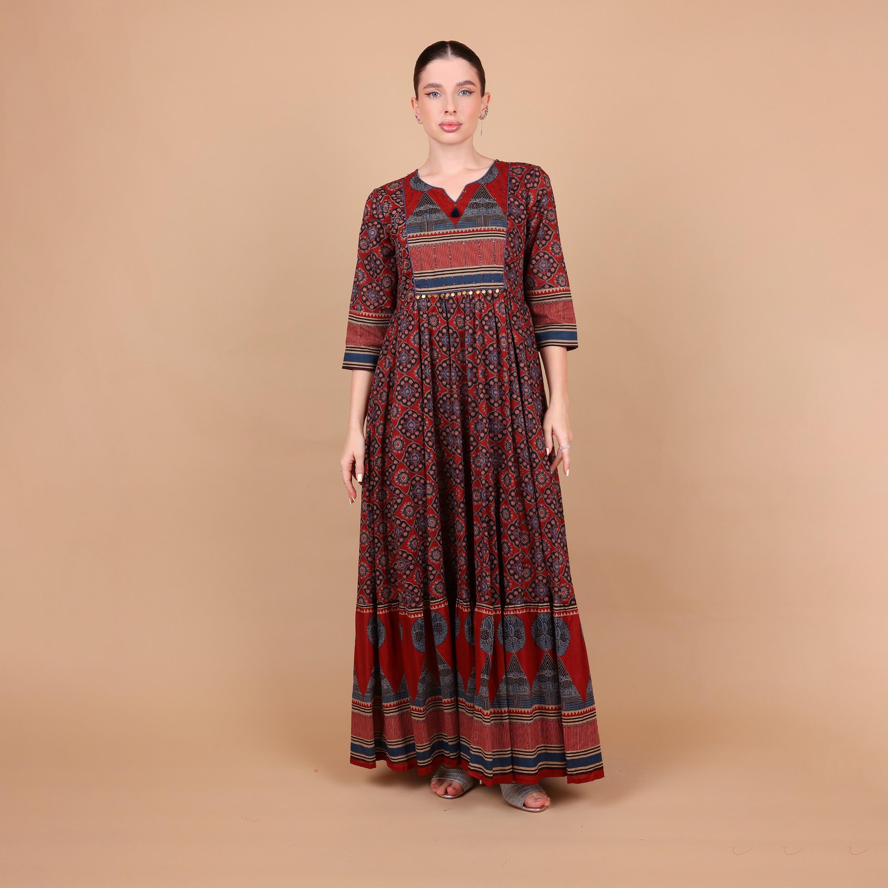 جلابية نسائية واسعة ومجسمة (فت آند فلير) بنقشة هندسية من إيككسا-women-arabicclothing-jalabiyas-image-6