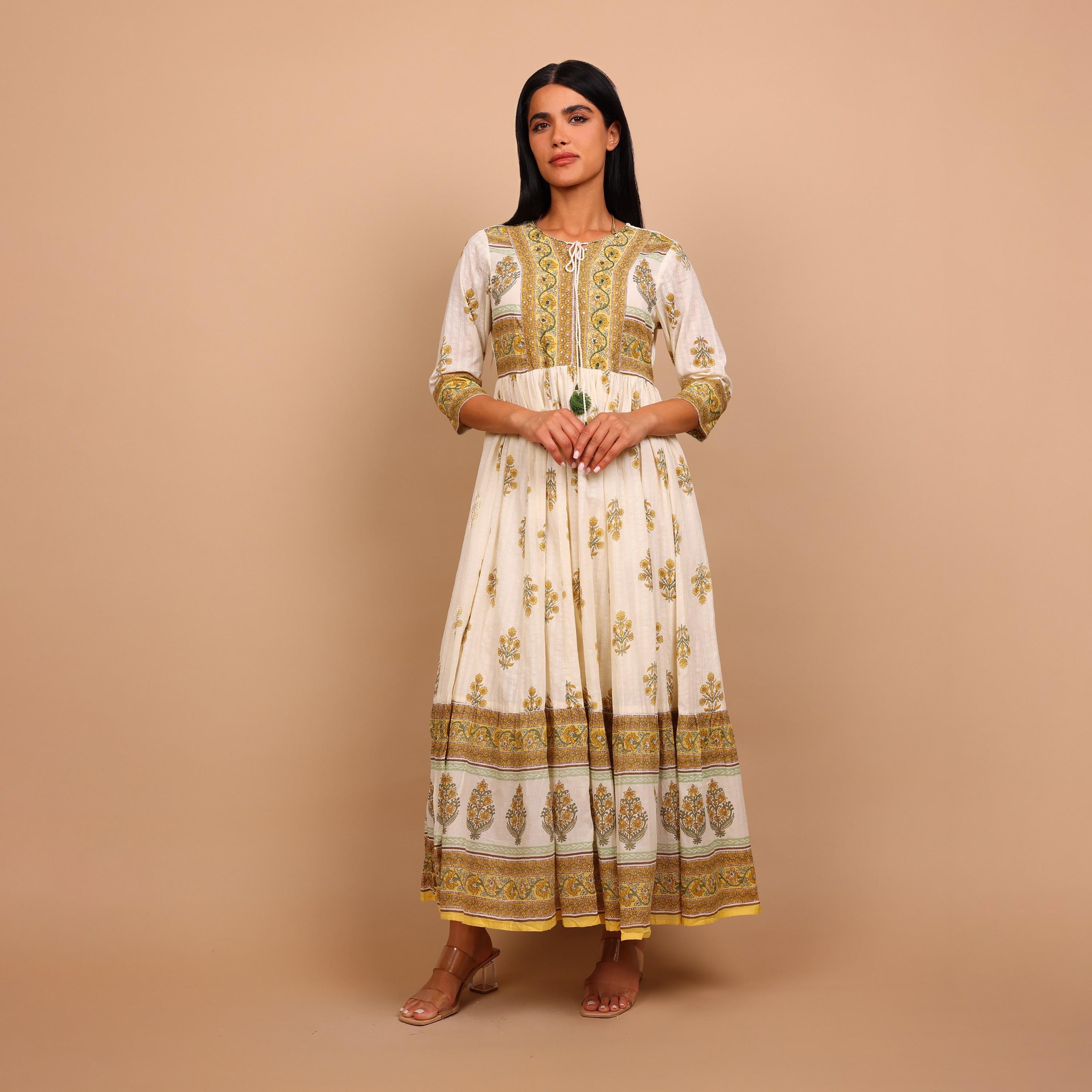 جلابية نسائية واسعة ومجسمة (فت آند فلير) بنقشة زهور من إيككسا-women-arabicclothing-jalabiyas-image-11