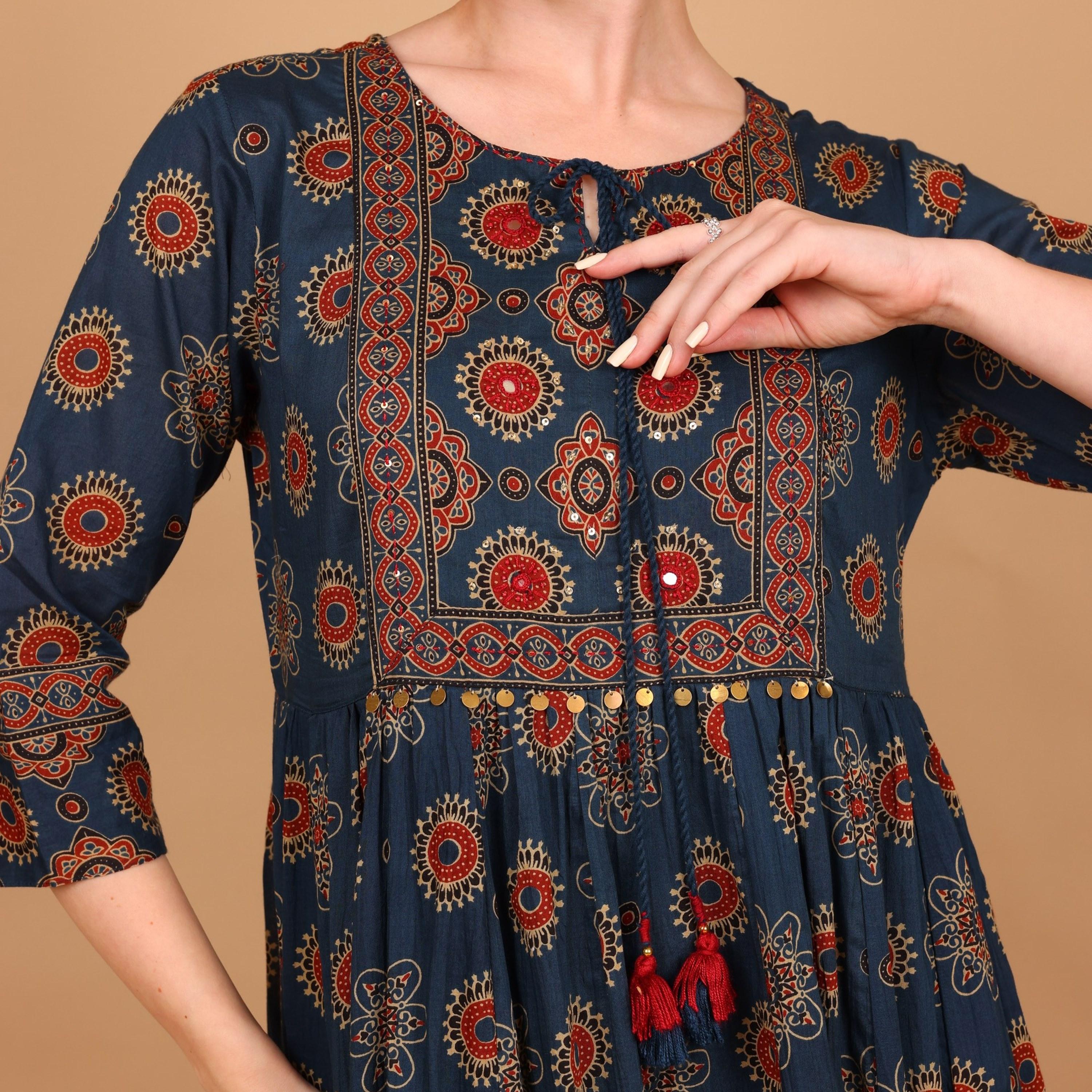 جلابية نسائية واسعة ومجسمة (فت آند فلير) بنقشة عرقية من إيككسا-women-arabicclothing-jalabiyas-image-8
