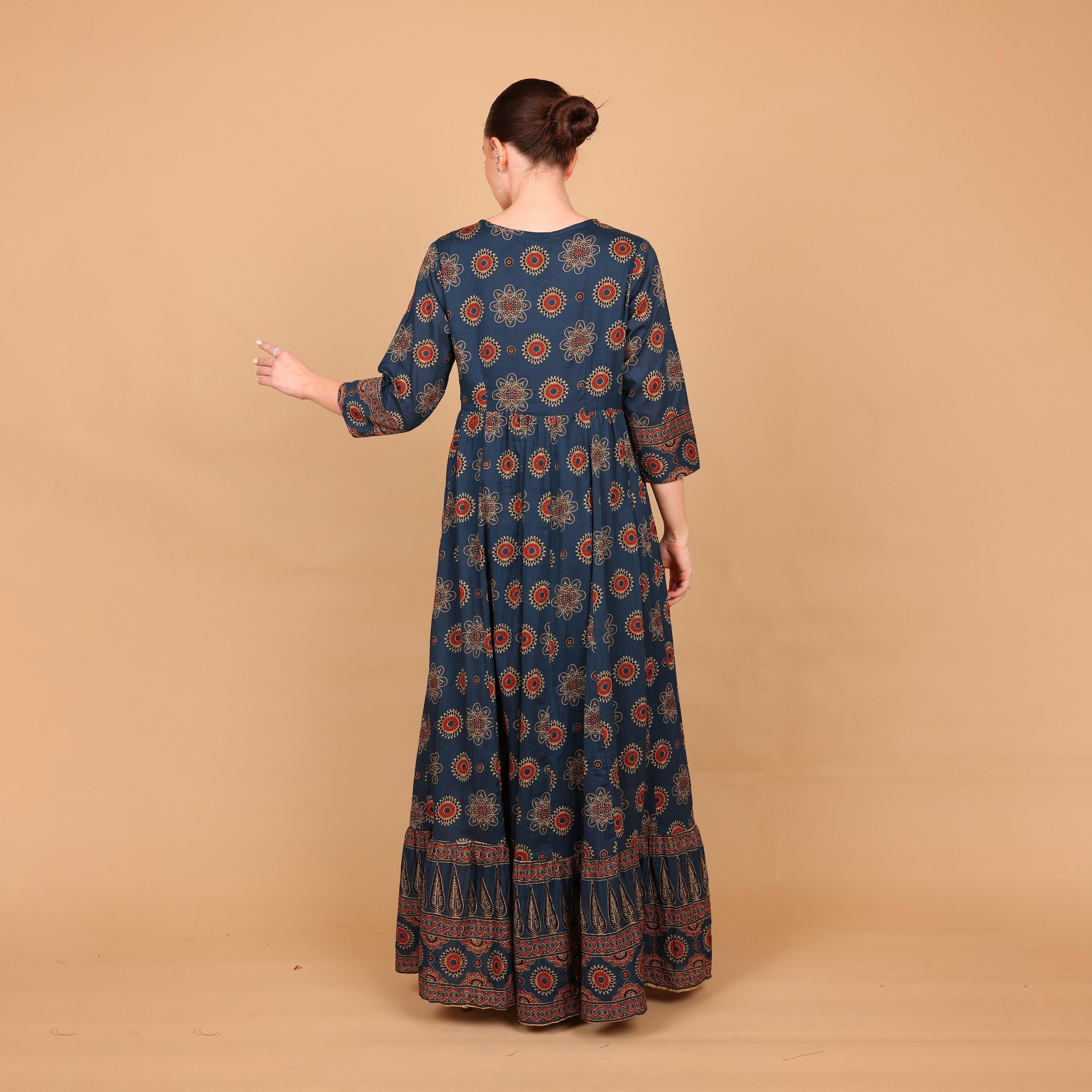 جلابية نسائية واسعة ومجسمة (فت آند فلير) بنقشة عرقية من إيككسا-women-arabicclothing-jalabiyas-image-10