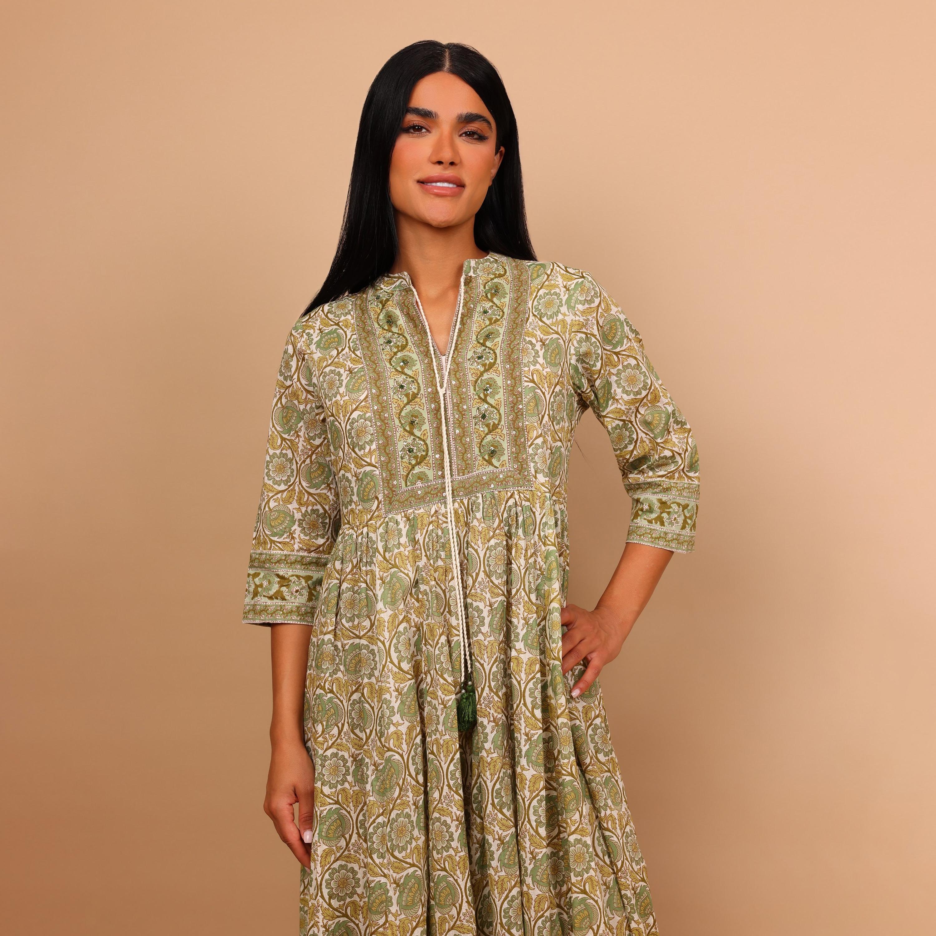 IKKXA Floral Print Mandarin Collar Women's Fit and Flared Jalabiya-women-arabicclothing-jalabiyas-image-3