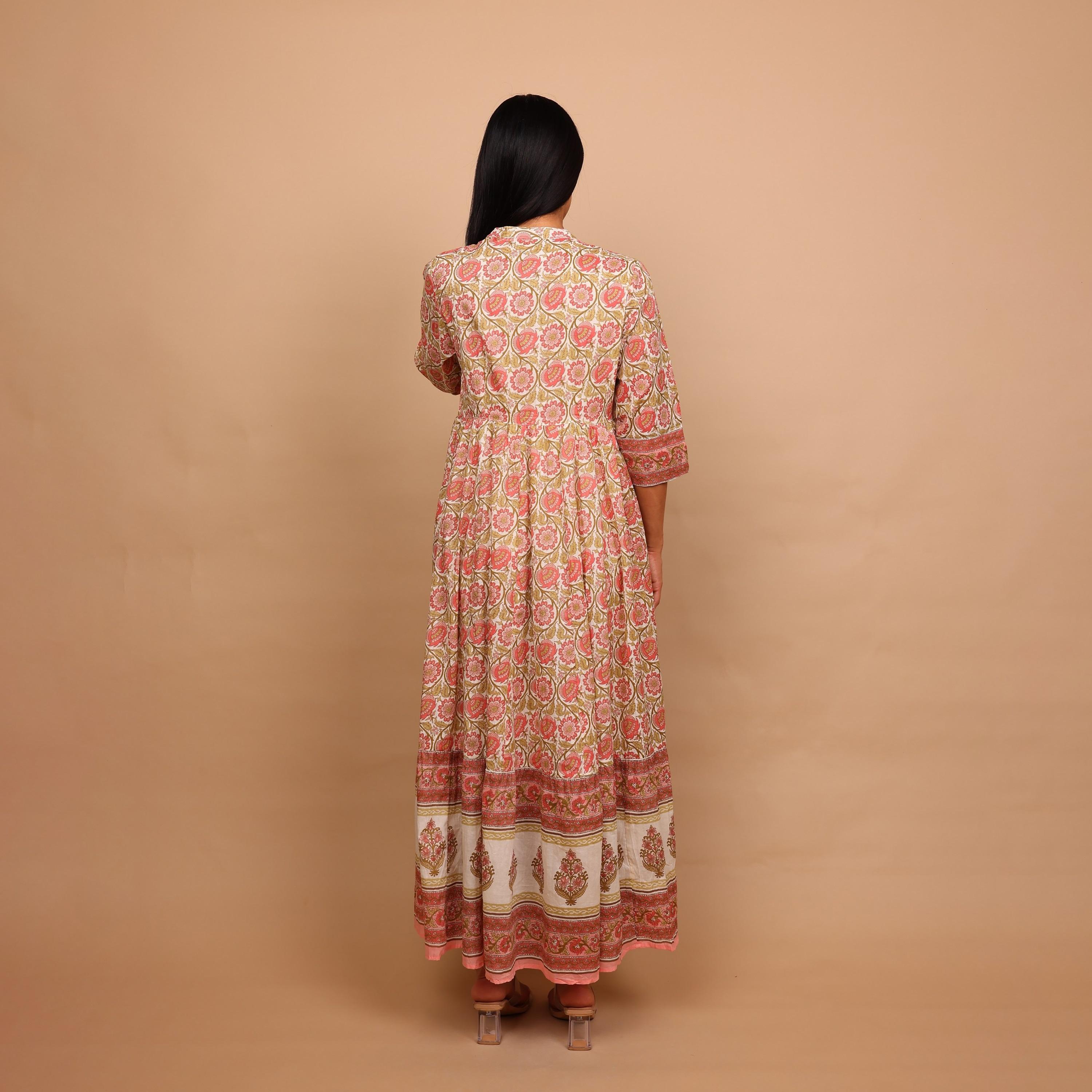 جلابية نسائية واسعة ومجسمة (فت آند فلير) بياقة ماندارين ونقشة زهور من إيككسا-women-arabicclothing-jalabiyas-image-10