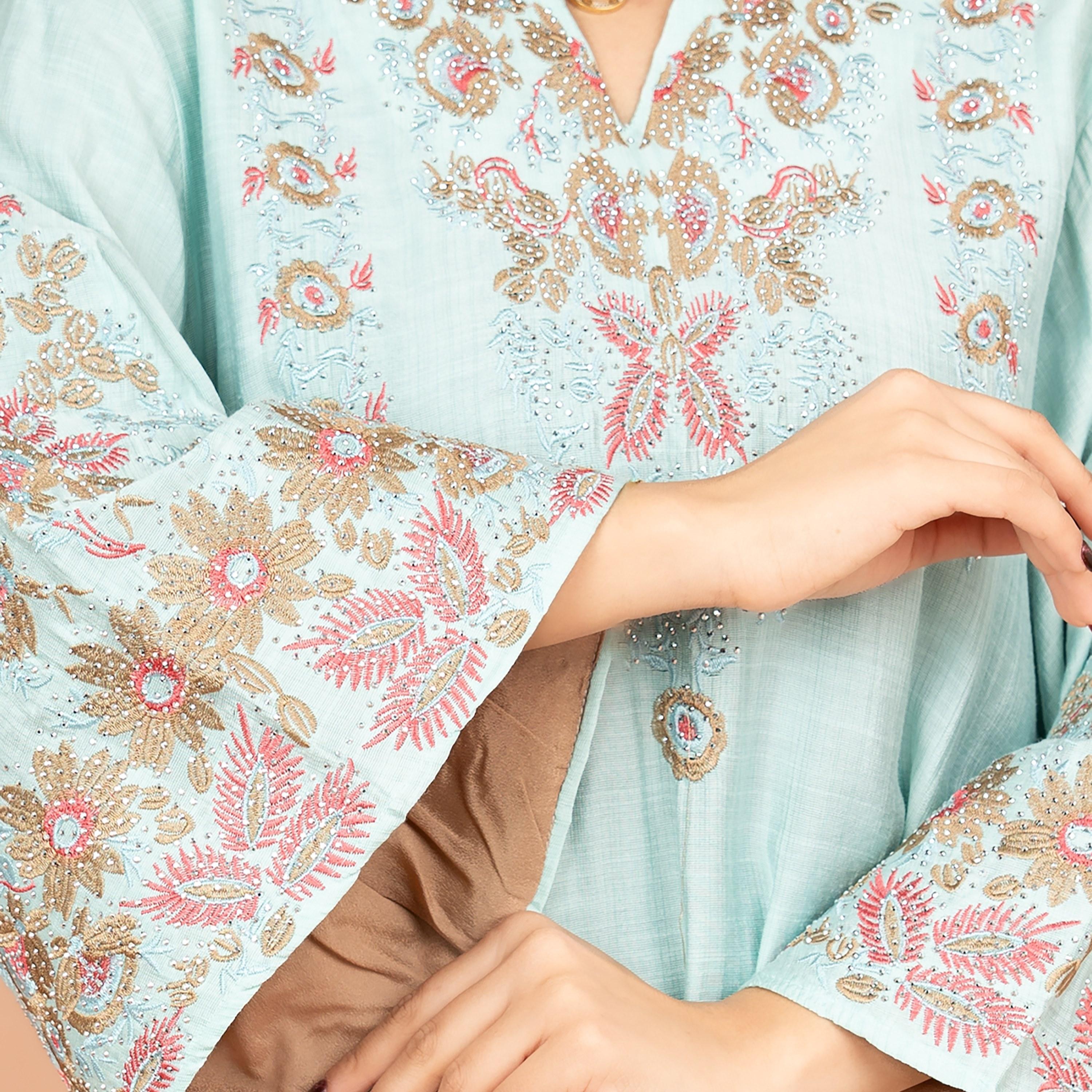 جلابية نسائية مطرزة بالكريستال بأكمام واسعة من إككسا-women-arabicclothing-jalabiyas-image-6