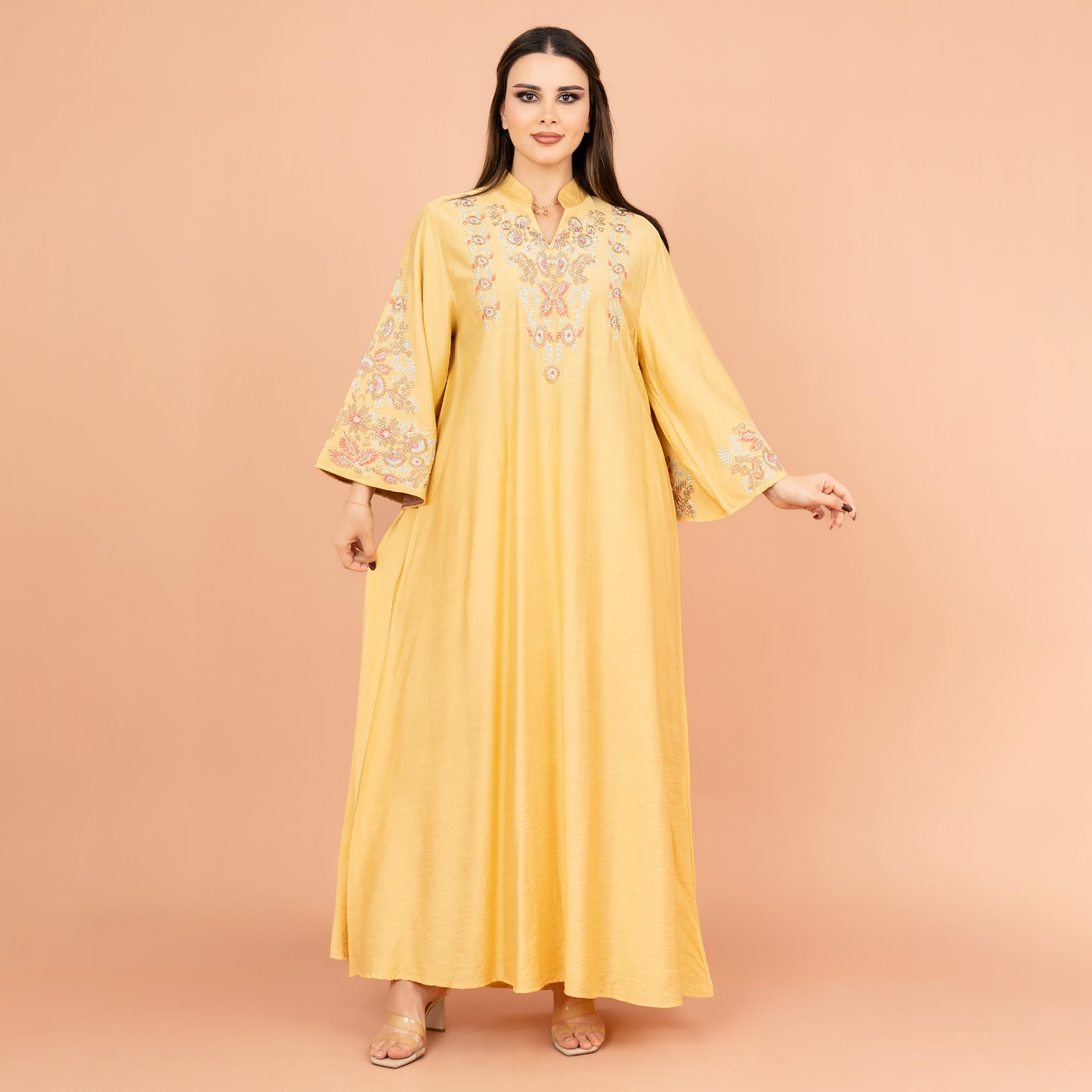 جلابية نسائية مطرزة بالكريستال بأكمام واسعة من إككسا-women-arabicclothing-jalabiyas-image-1