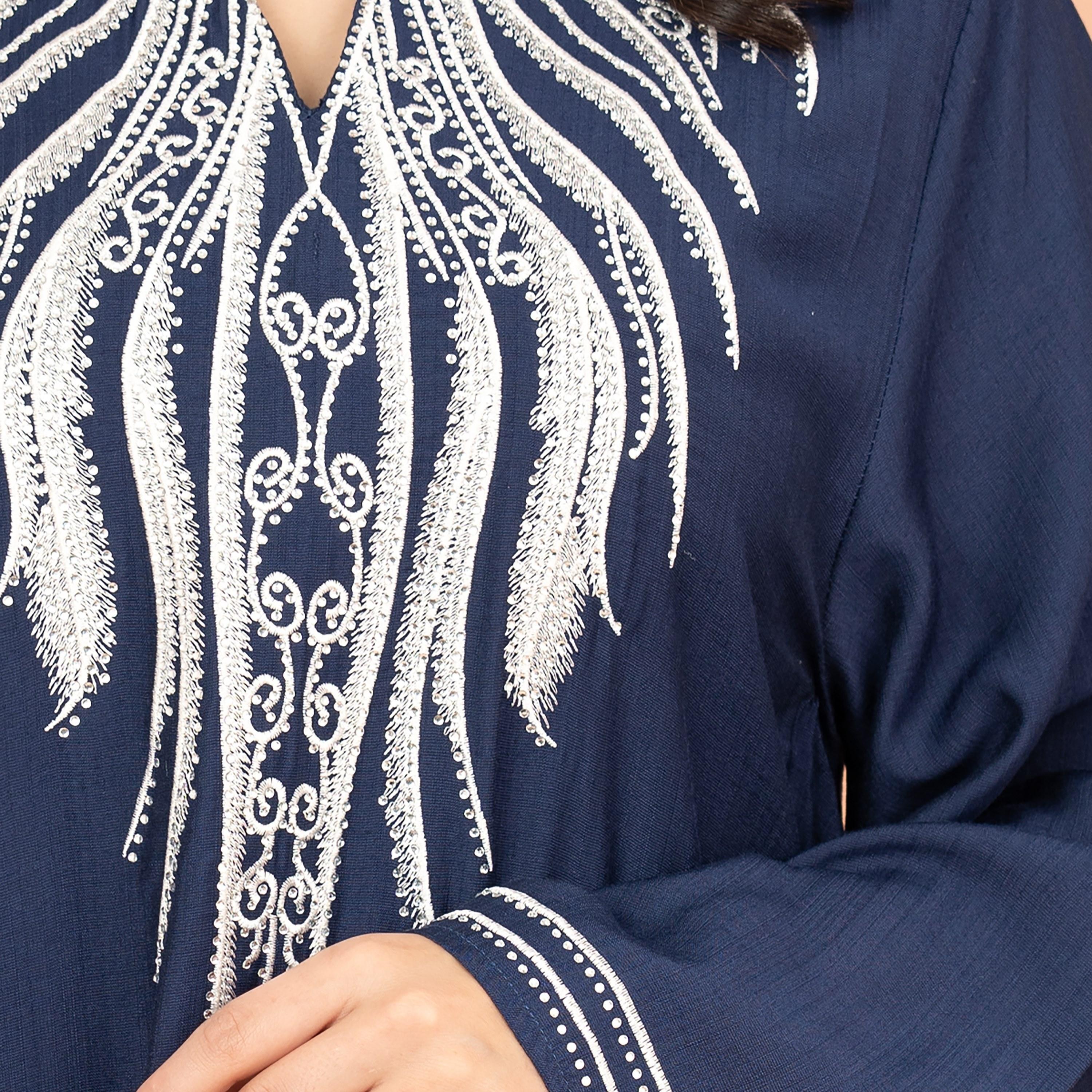 جلابية نسائية مطرزة ومزينة بياقة ماندرين من إككسا-women-arabicclothing-jalabiyas-image-10