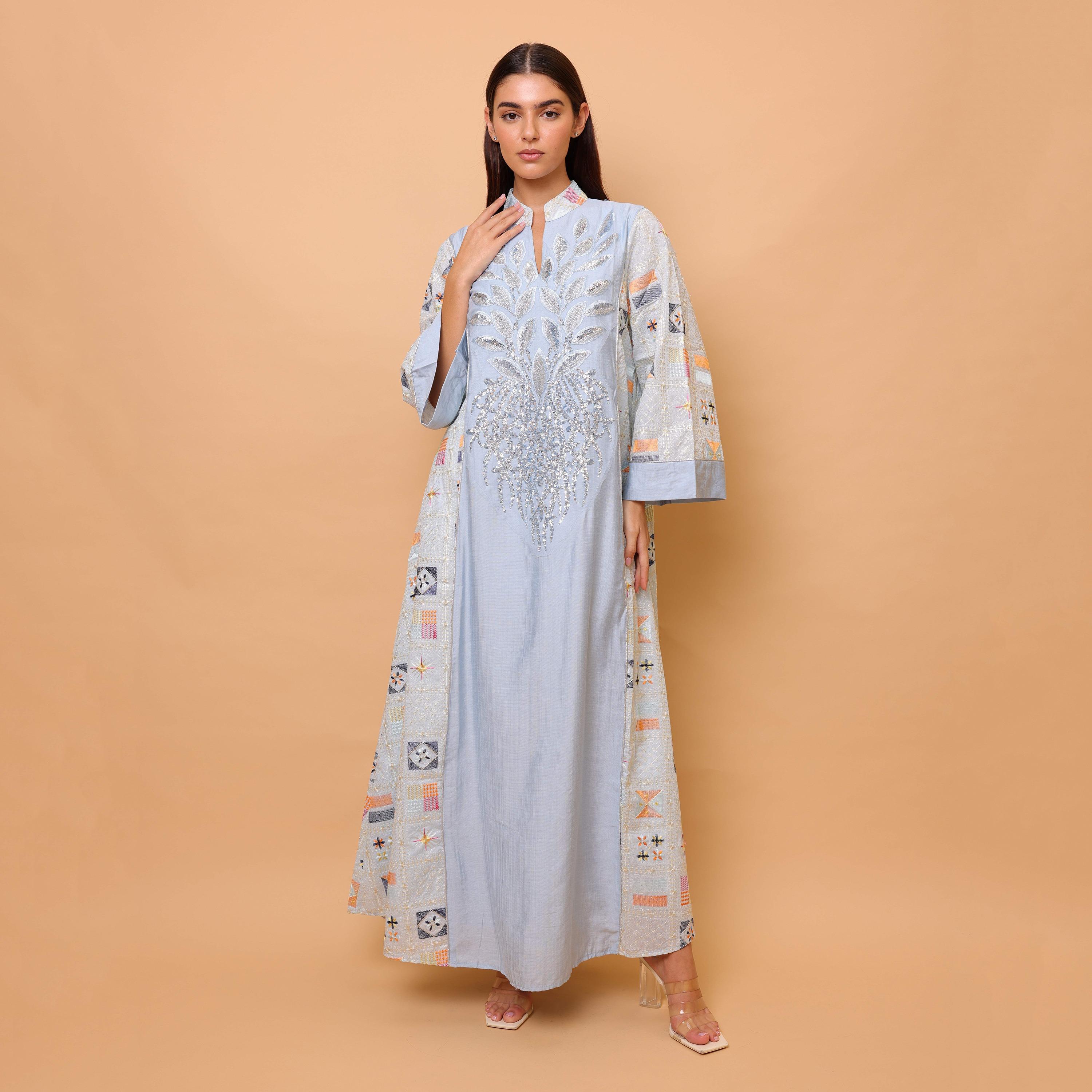 جلابية سهرة نسائية مطرزة ومزينة بالترتر بياقة ماندارين وأكمام واسعة من إيككسا-women-clothing-dresses-image-7