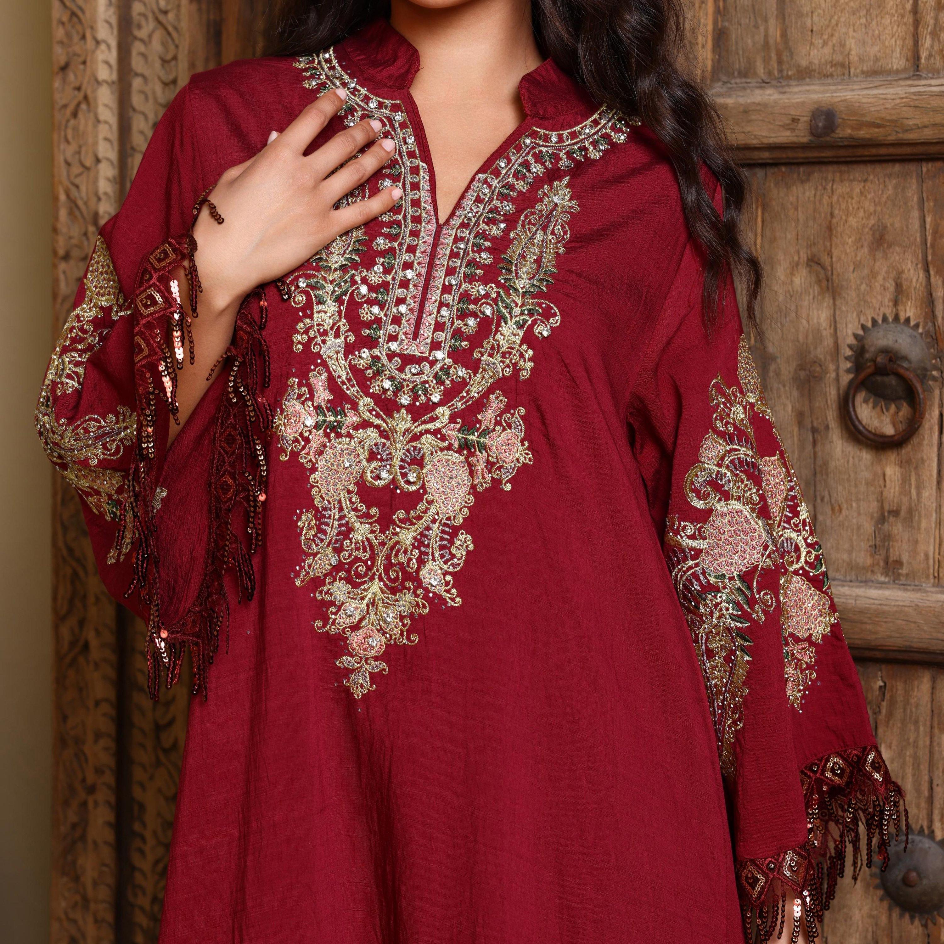 جلابية سهرة نسائية بياقة ماندارين وتطريز زهور وأكمام واسعة (كلوش) من إكسا-women-arabicclothing-jalabiyas-image-2