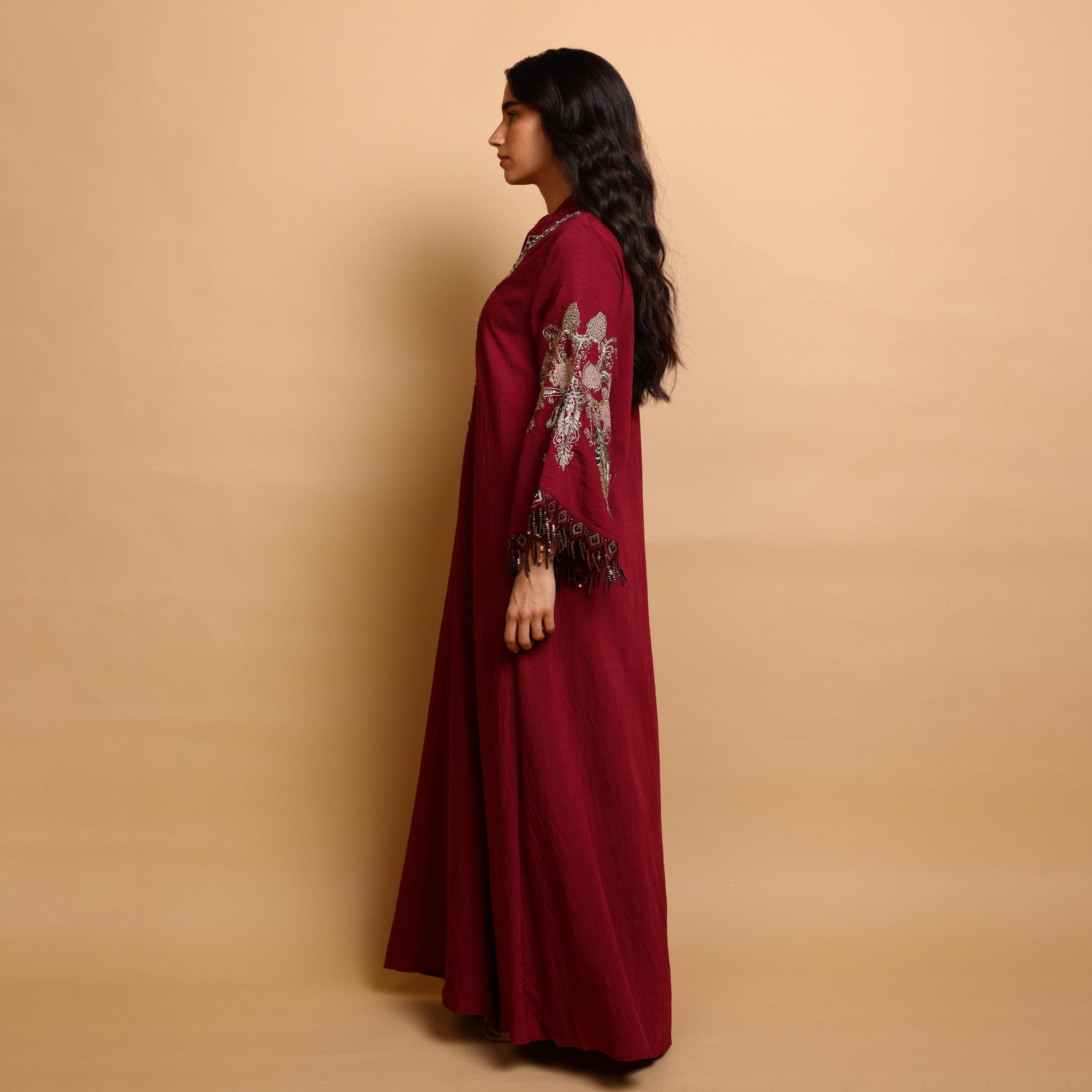 جلابية سهرة نسائية بياقة ماندارين وتطريز زهور وأكمام واسعة (كلوش) من إكسا-women-arabicclothing-jalabiyas-image-3