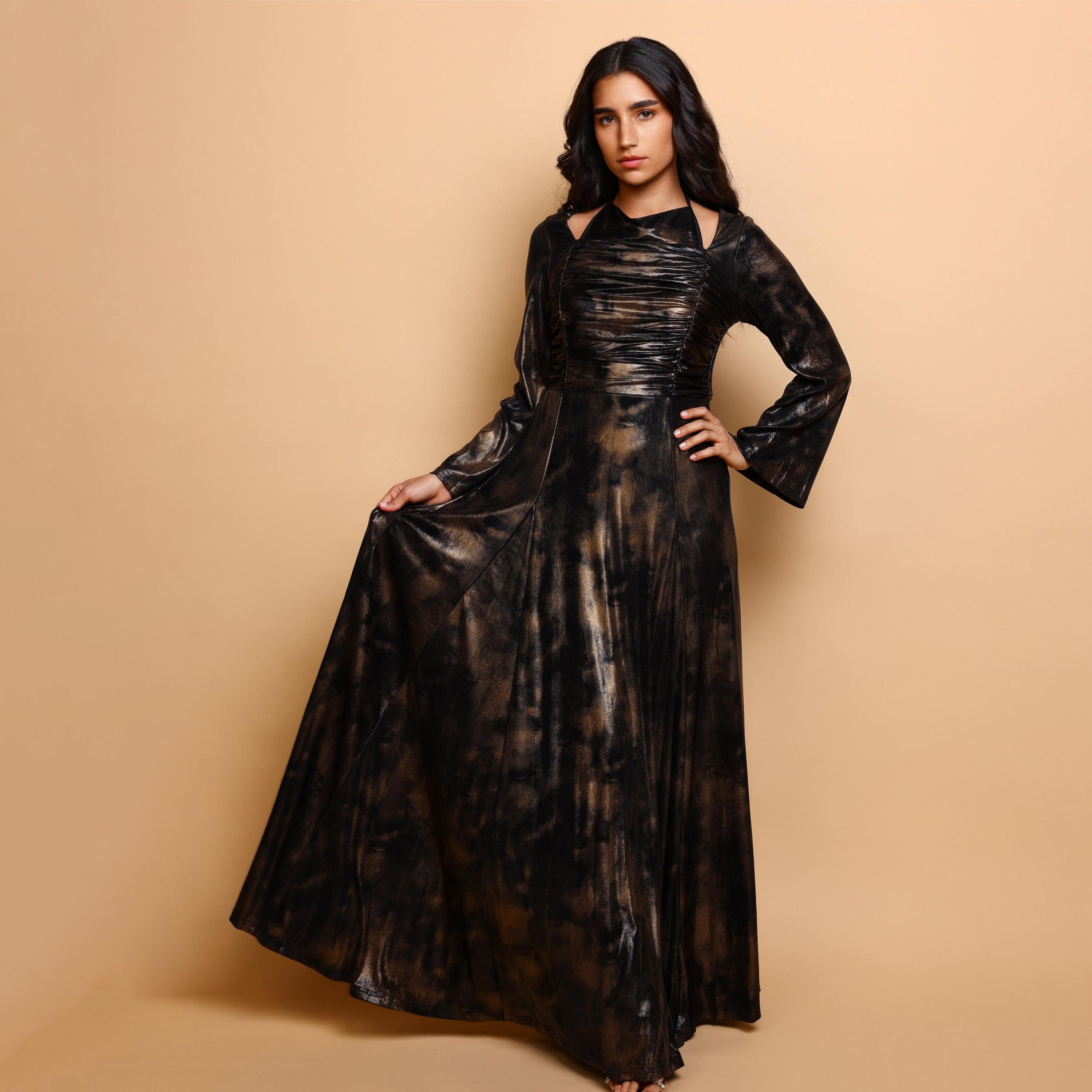 جلابية سهرة نسائية بقصة واسعة وياقة "هالتر" معدنية مزمومة من إكسا-women-clothing-dresses-image-2