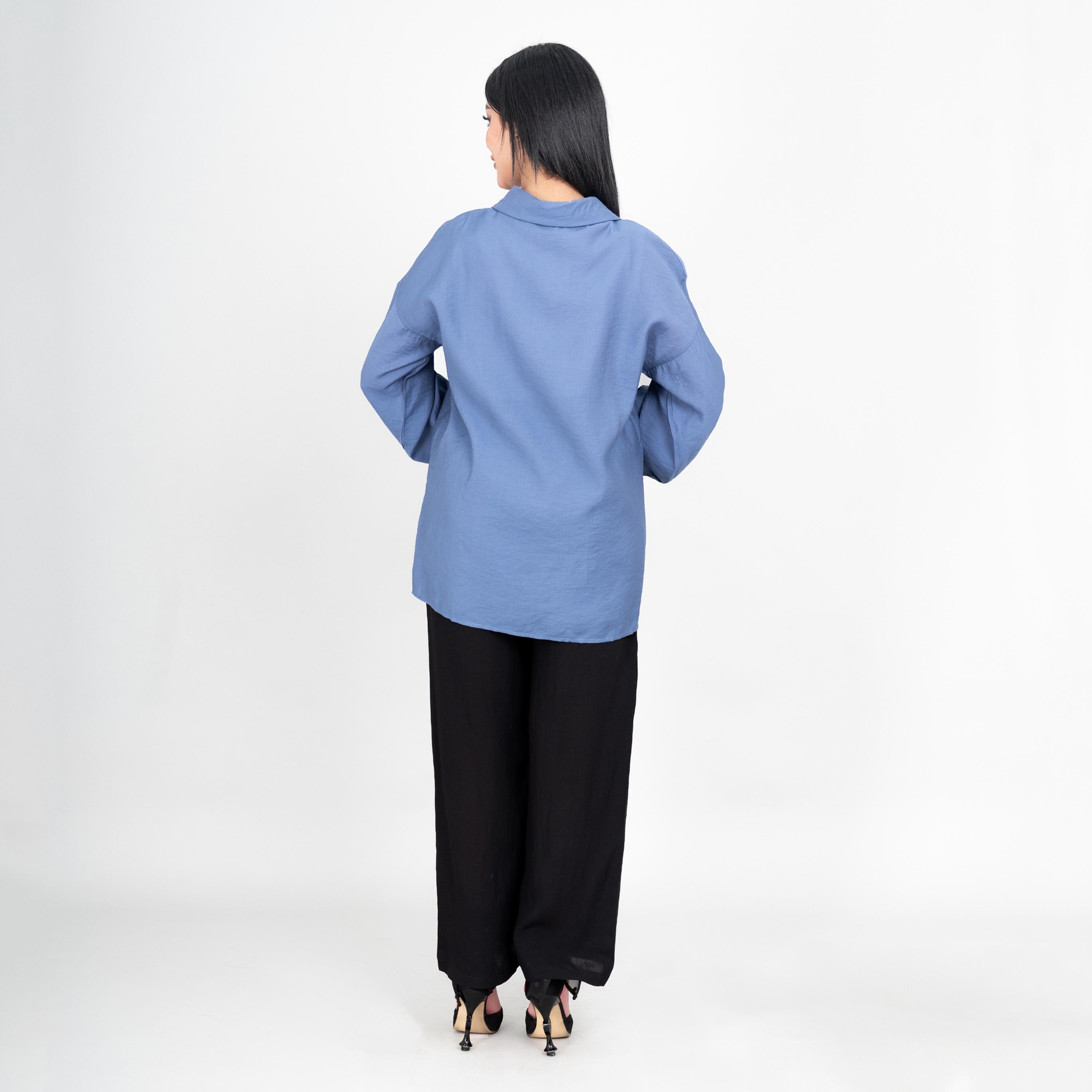طقم قميص وبنطلون نسائي بياقة ومزين بأكمام "بيشوب" منسدلة من إيككسا-women-clothing-coordsets-image-12