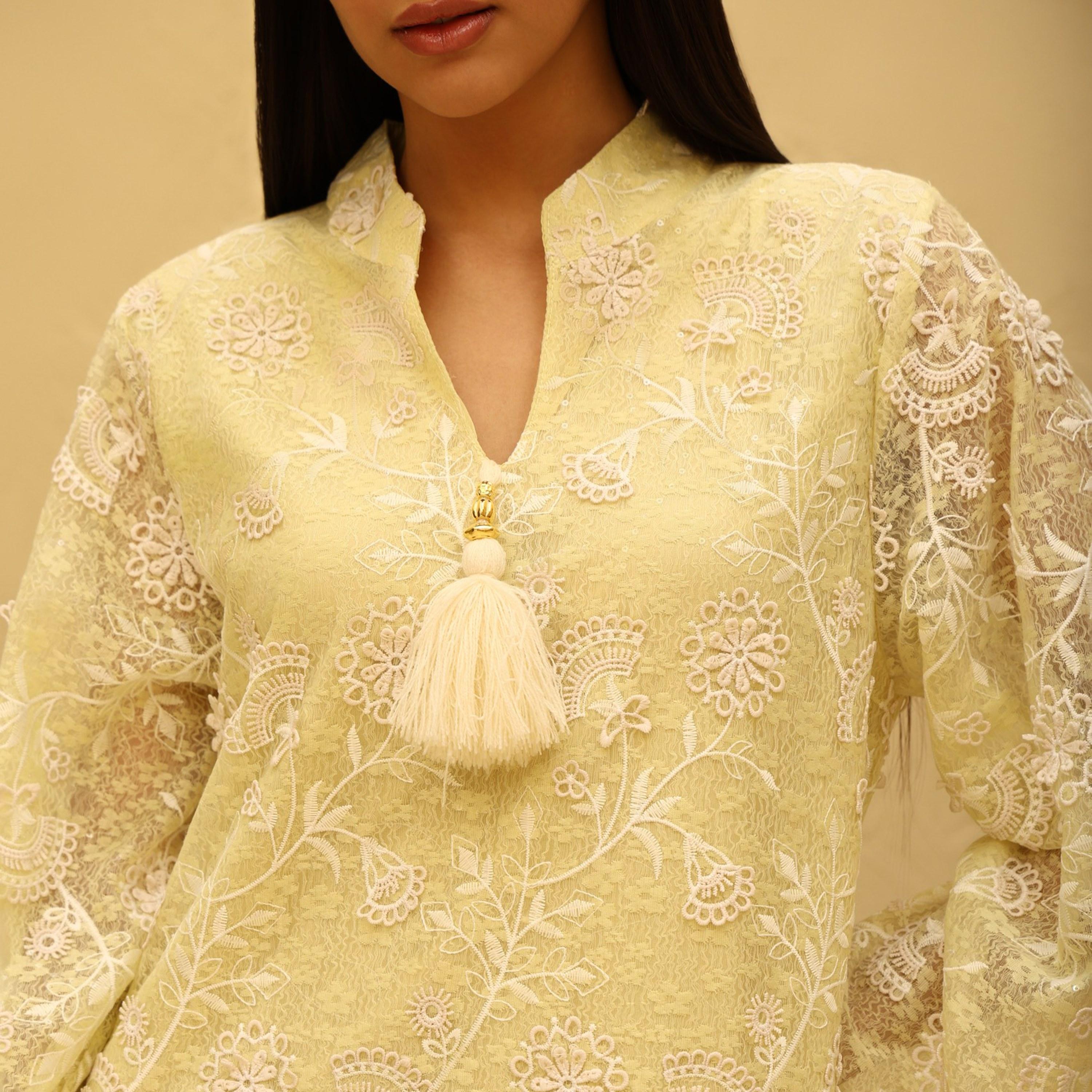 جلابية سهرة نسائية بياقة ماندارين وتطريز زهور وأكمام واسعة (كلوش) من إكسا-women-arabicclothing-jalabiyas-image-2