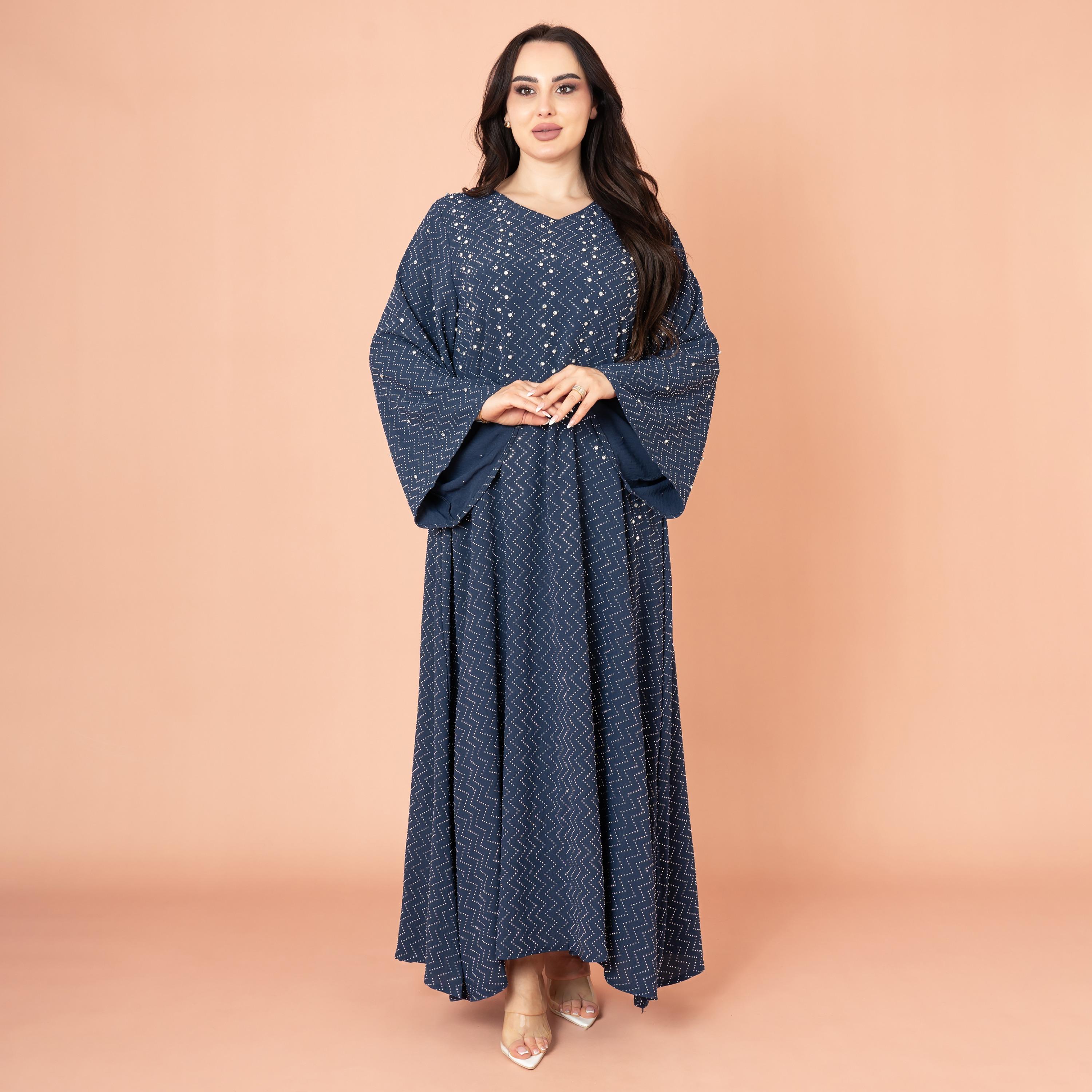IKKXA جلابية نسائية مسائية بأكمام واسعة من حجر الراين مع نمط متعرج-women-arabicclothing-jalabiyas-image-1