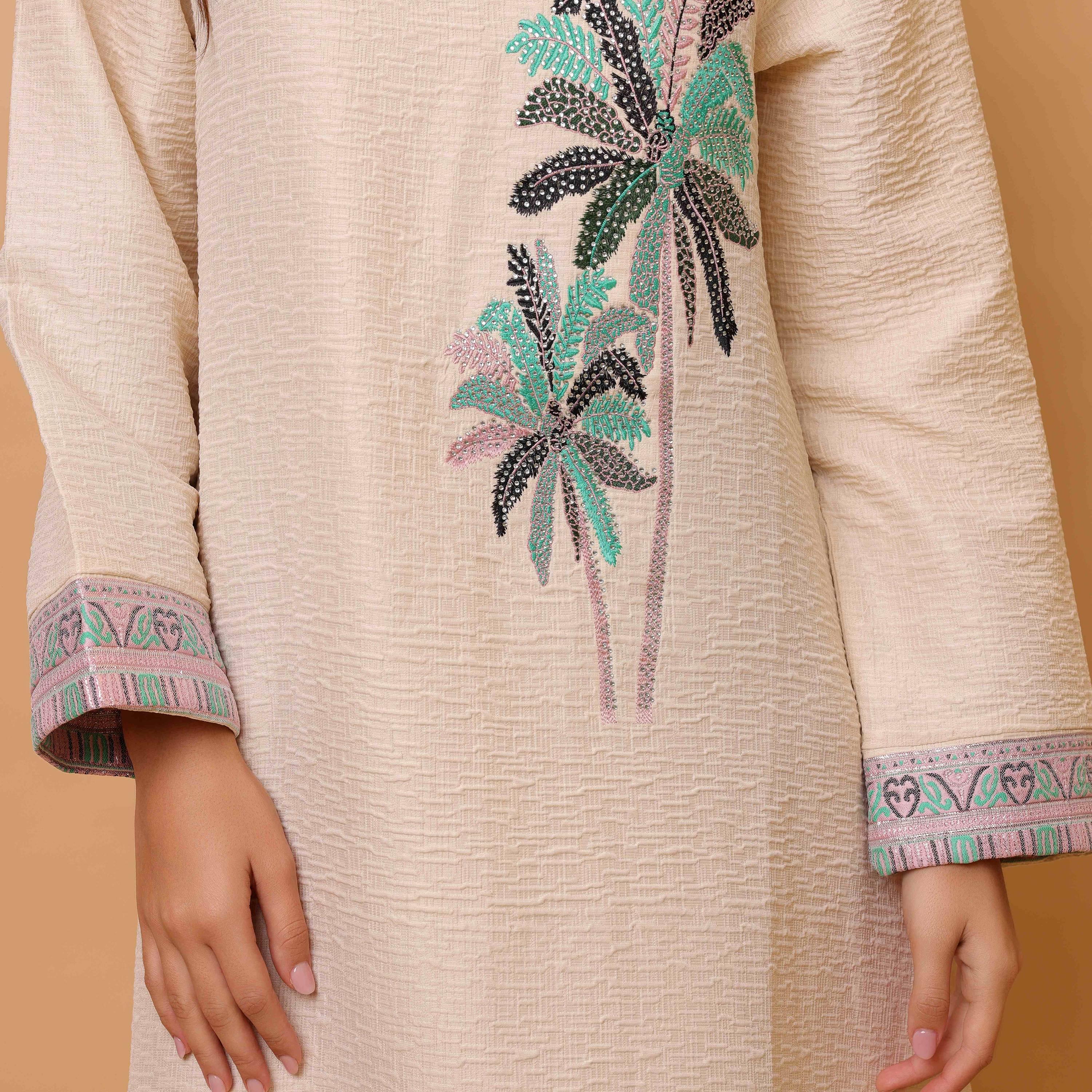 جلابية نسائية بتطريز استوائي وياقة ماندارين من إيككسا-women-arabicclothing-jalabiyas-image-2