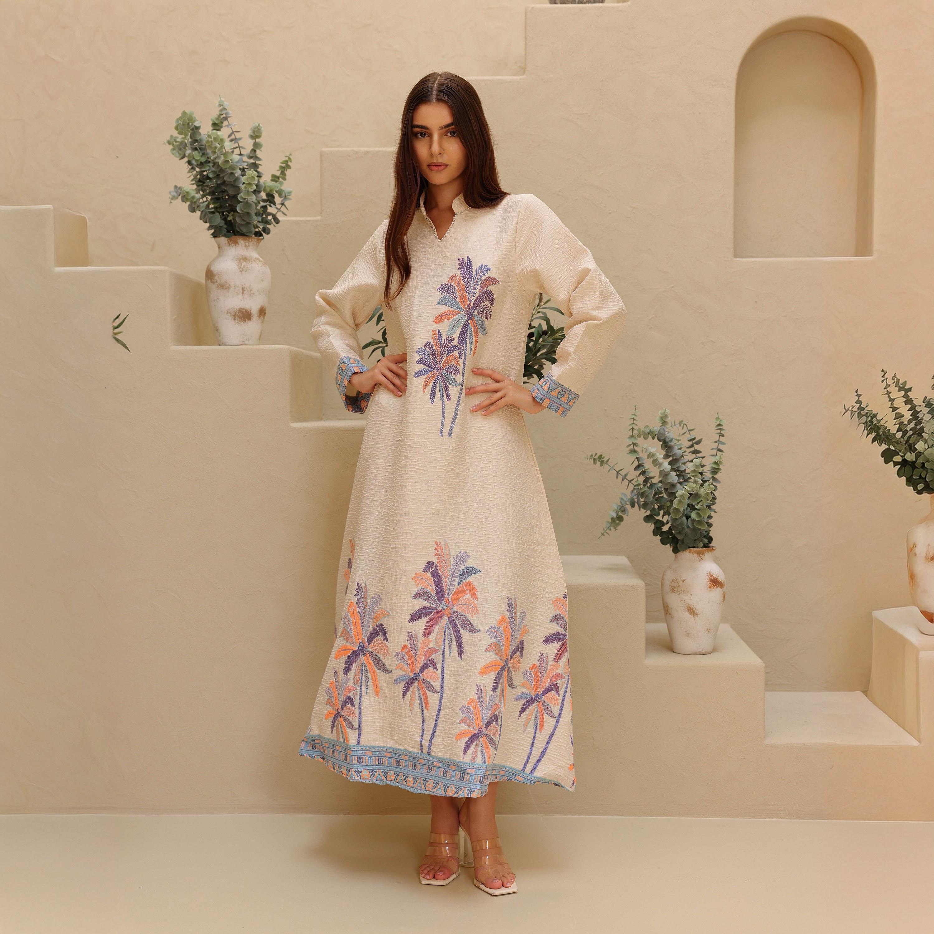 جلابية نسائية بتطريز استوائي وياقة ماندارين من إيككسا-women-arabicclothing-jalabiyas-image-9