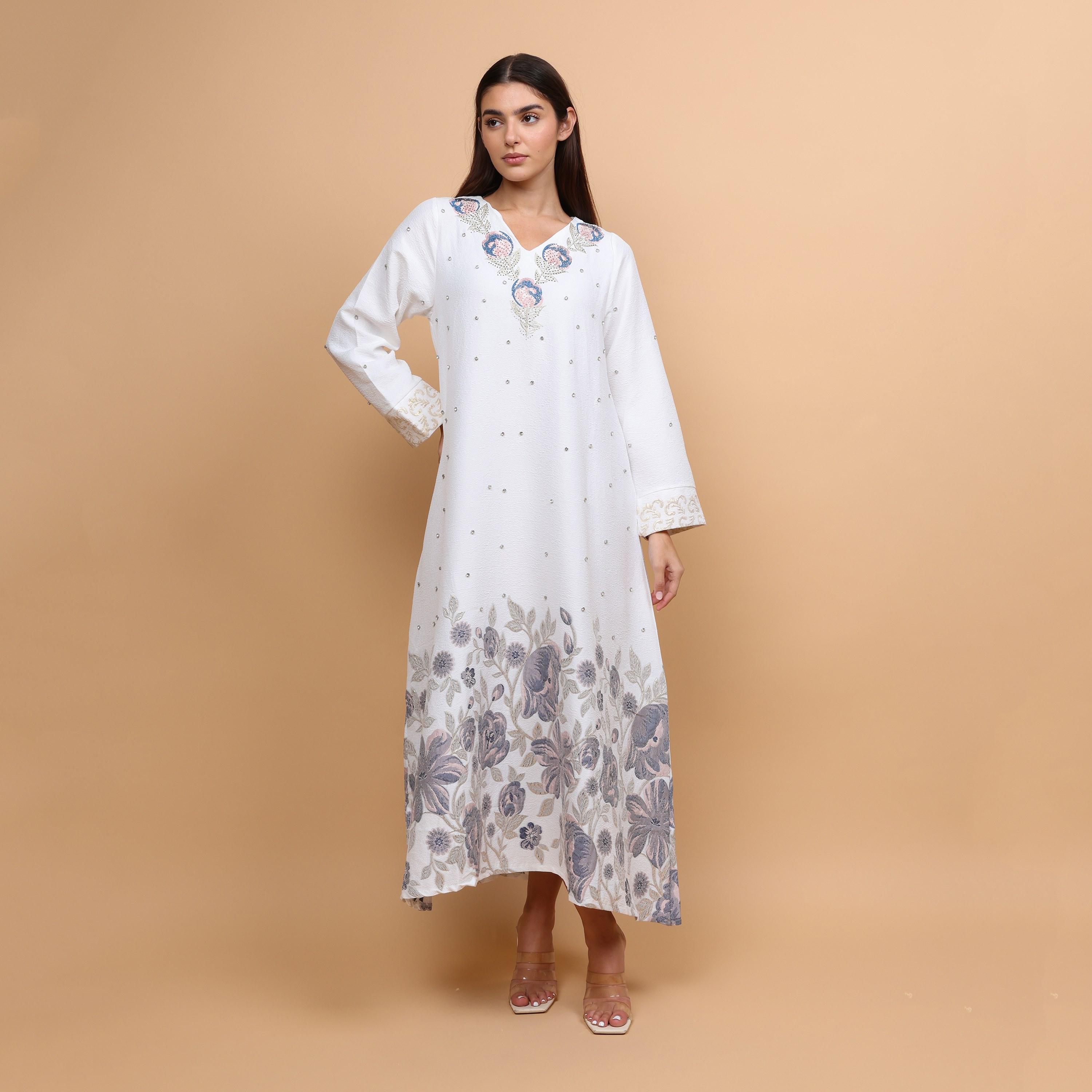 جلابية سهرة نسائية مطرزة بنقوش زهرية من إككسا-women-arabicclothing-jalabiyas-image-1