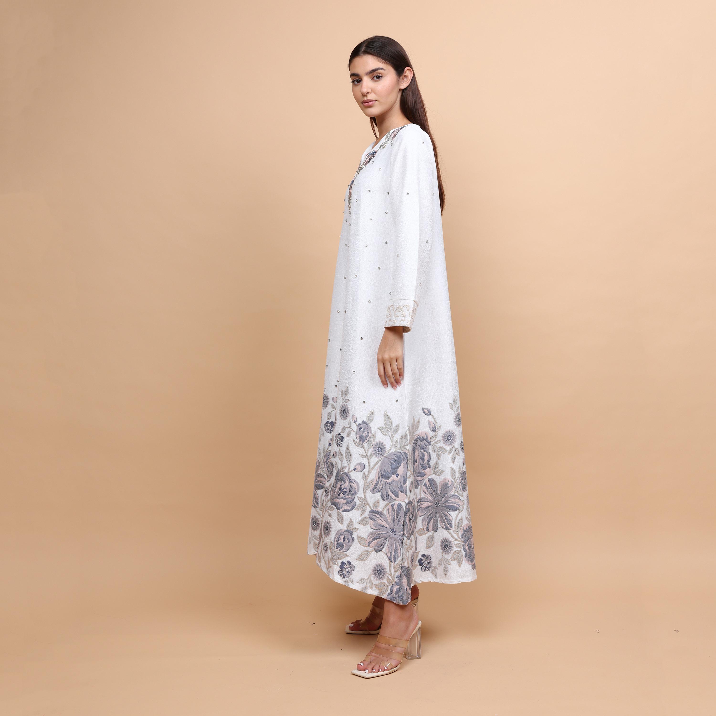 جلابية سهرة نسائية مطرزة بنقوش زهرية من إككسا-women-arabicclothing-jalabiyas-image-3