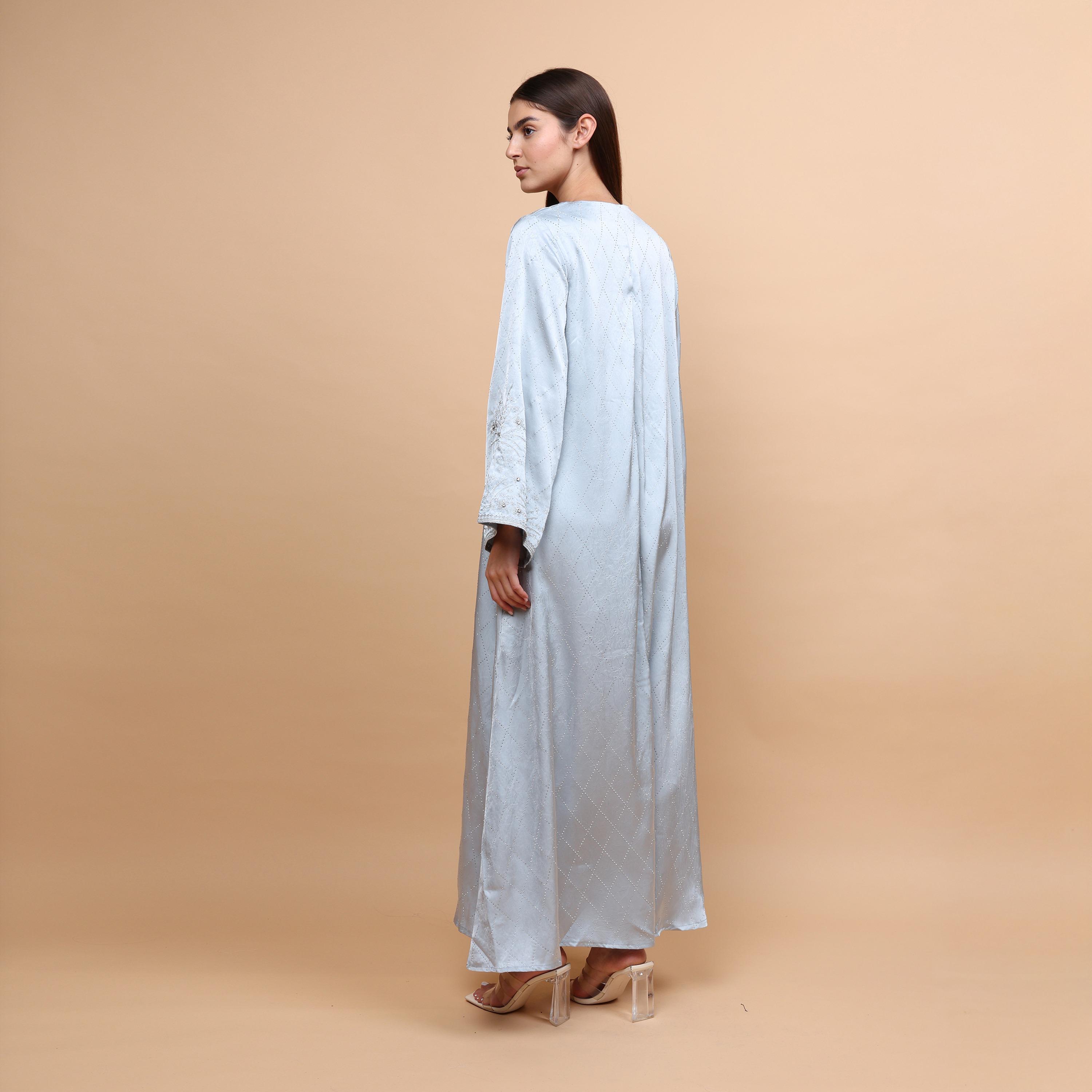 جلابية سهرة نسائية بأكمام واسعة مزينة ومطرزة بنقوش هندسية من إككسا-women-arabicclothing-jalabiyas-image-4