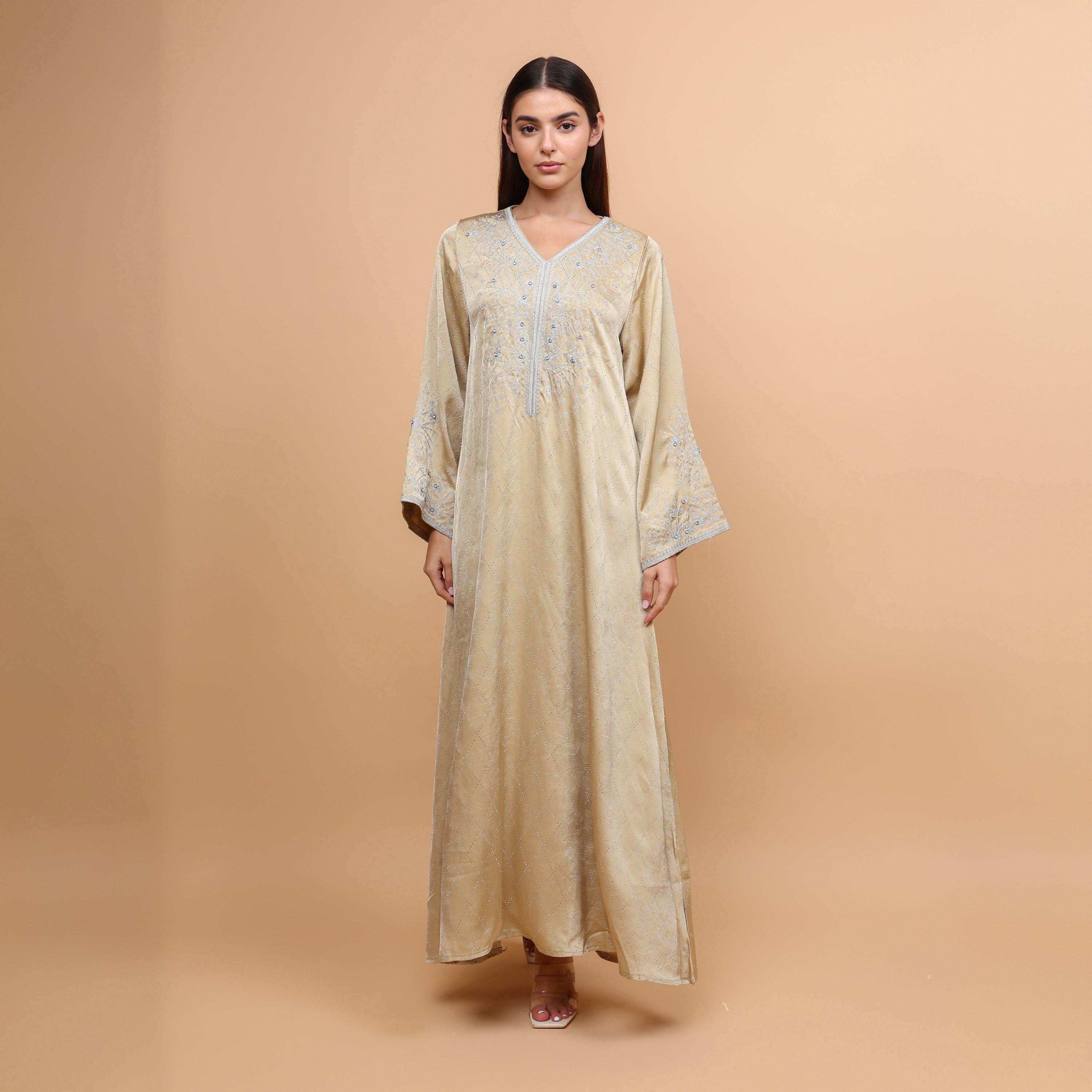 جلابية سهرة نسائية بأكمام واسعة مزينة ومطرزة بنقوش هندسية من إككسا-women-arabicclothing-jalabiyas-image-1