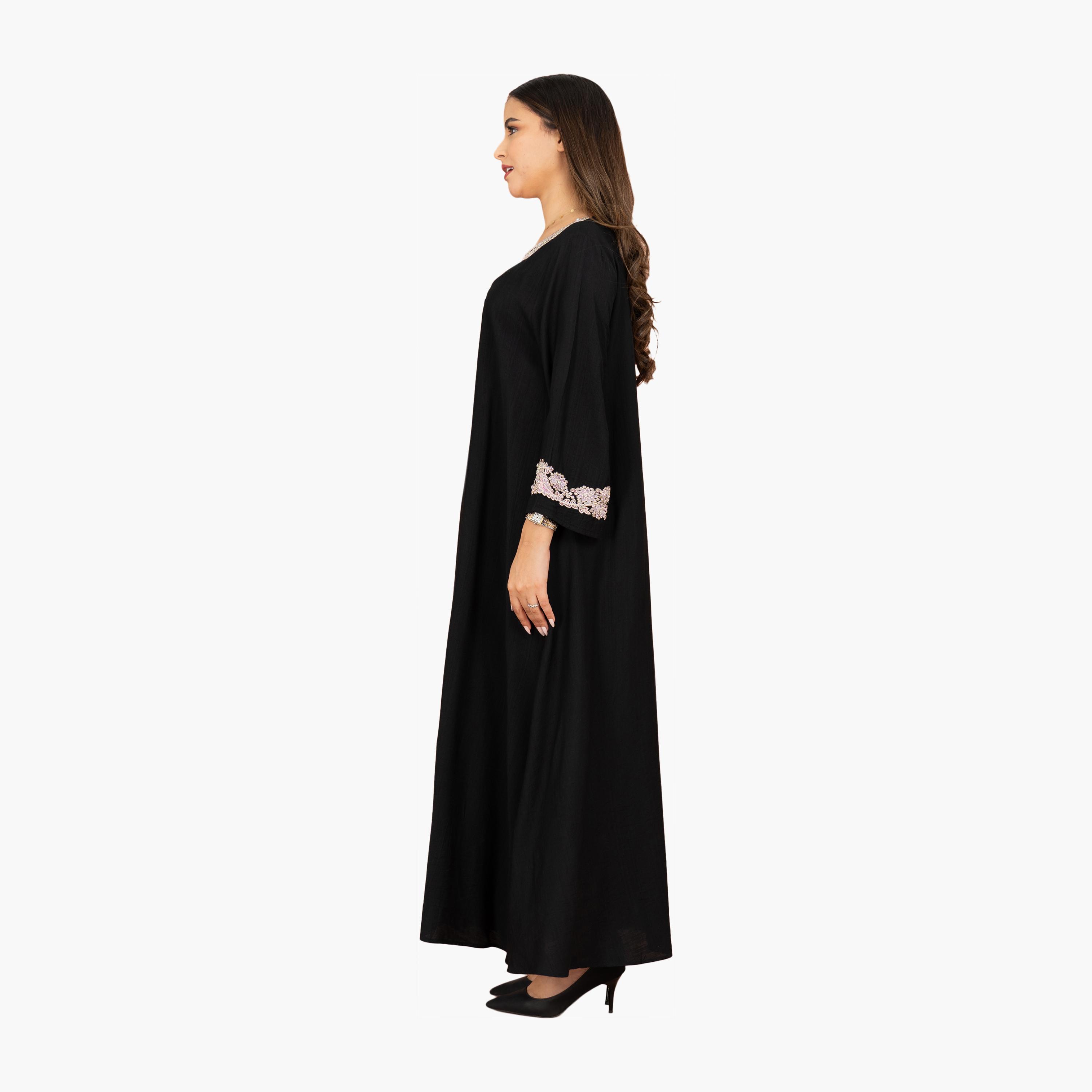 جلابية سهرة نسائية مطرزة بقبة دائرية من إككسا-women-arabicclothing-jalabiyas-image-3