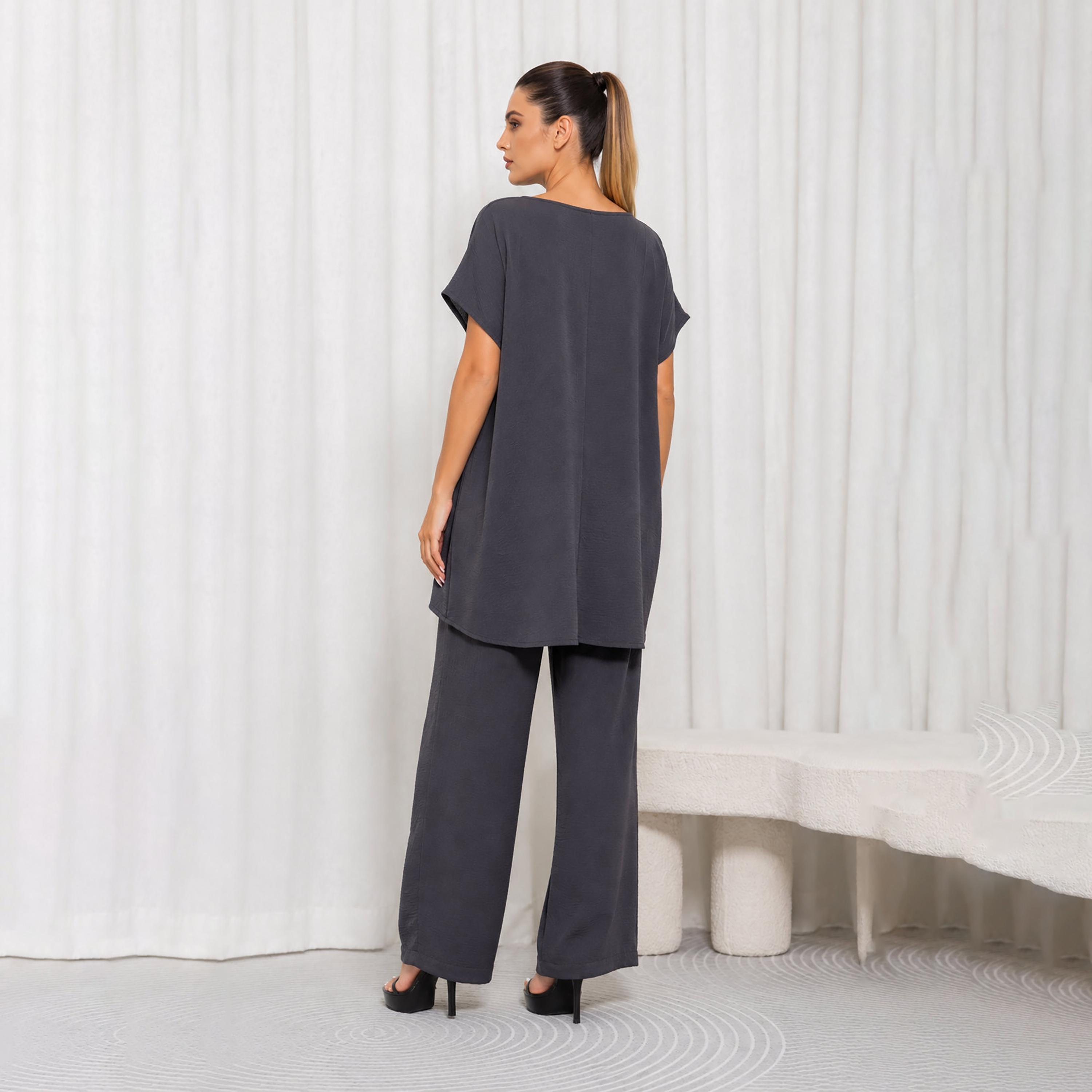 طقم تونيك وبنطال حريمي بأكمام قصيرة وياقة مستديرة باللون الرمادي من نيكياس-women-clothing-coordsets-image-5