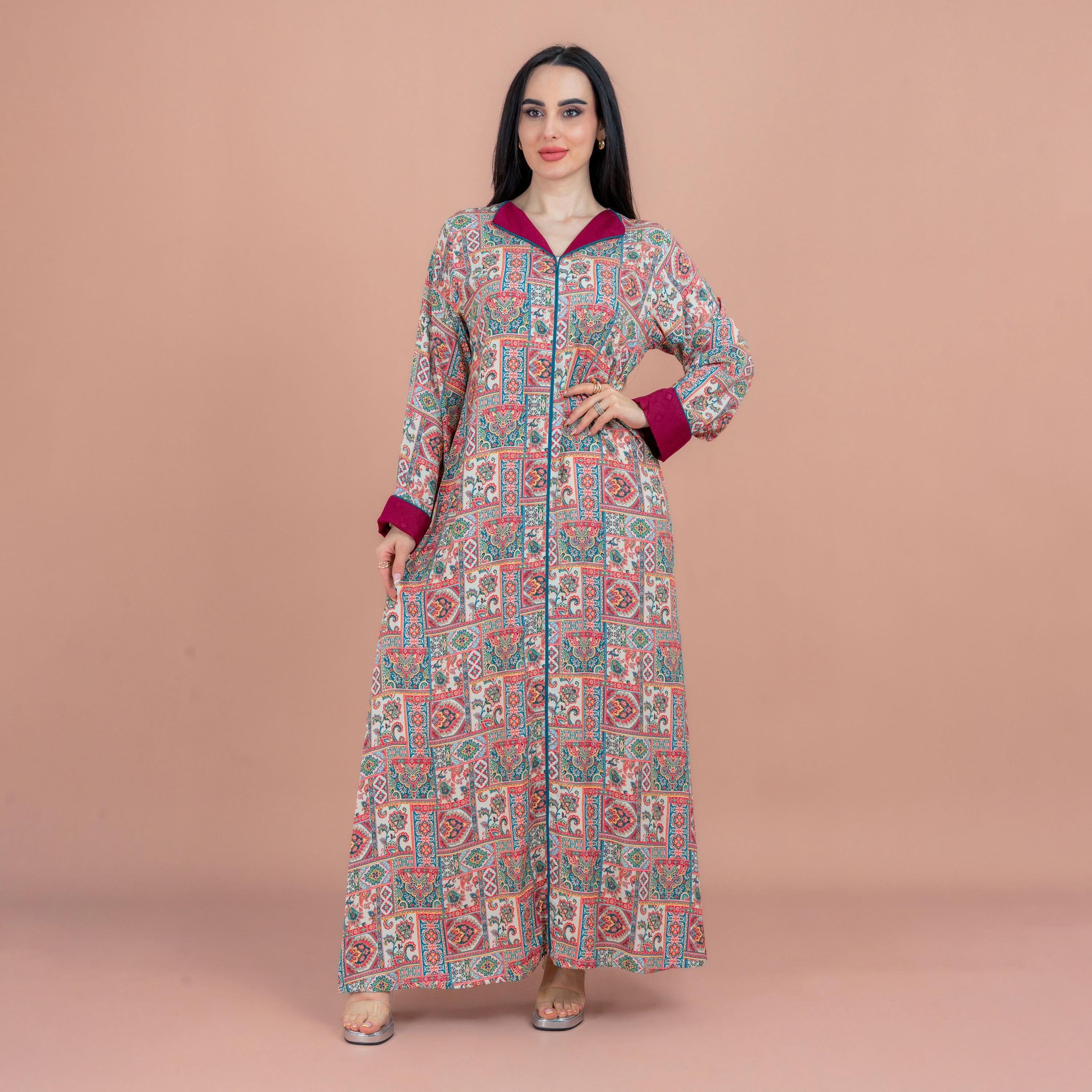 جلابية لون بيج، بنقشات عرقية، وياقة متباينة للنساء من اي كيه كيه اكس ايه-women-arabicclothing-jalabiyas-image-1