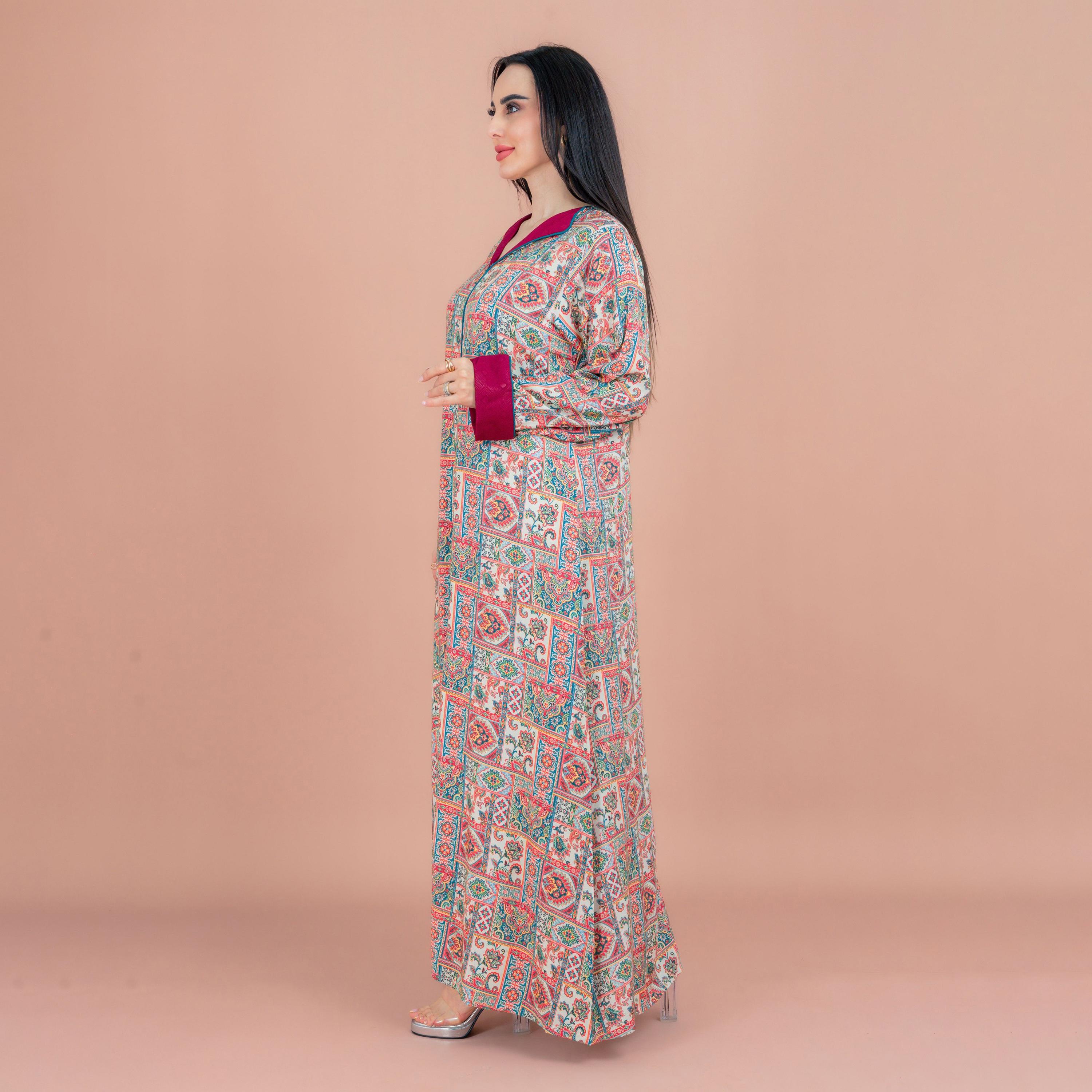 جلابية لون بيج، بنقشات عرقية، وياقة متباينة للنساء من اي كيه كيه اكس ايه-women-arabicclothing-jalabiyas-image-3