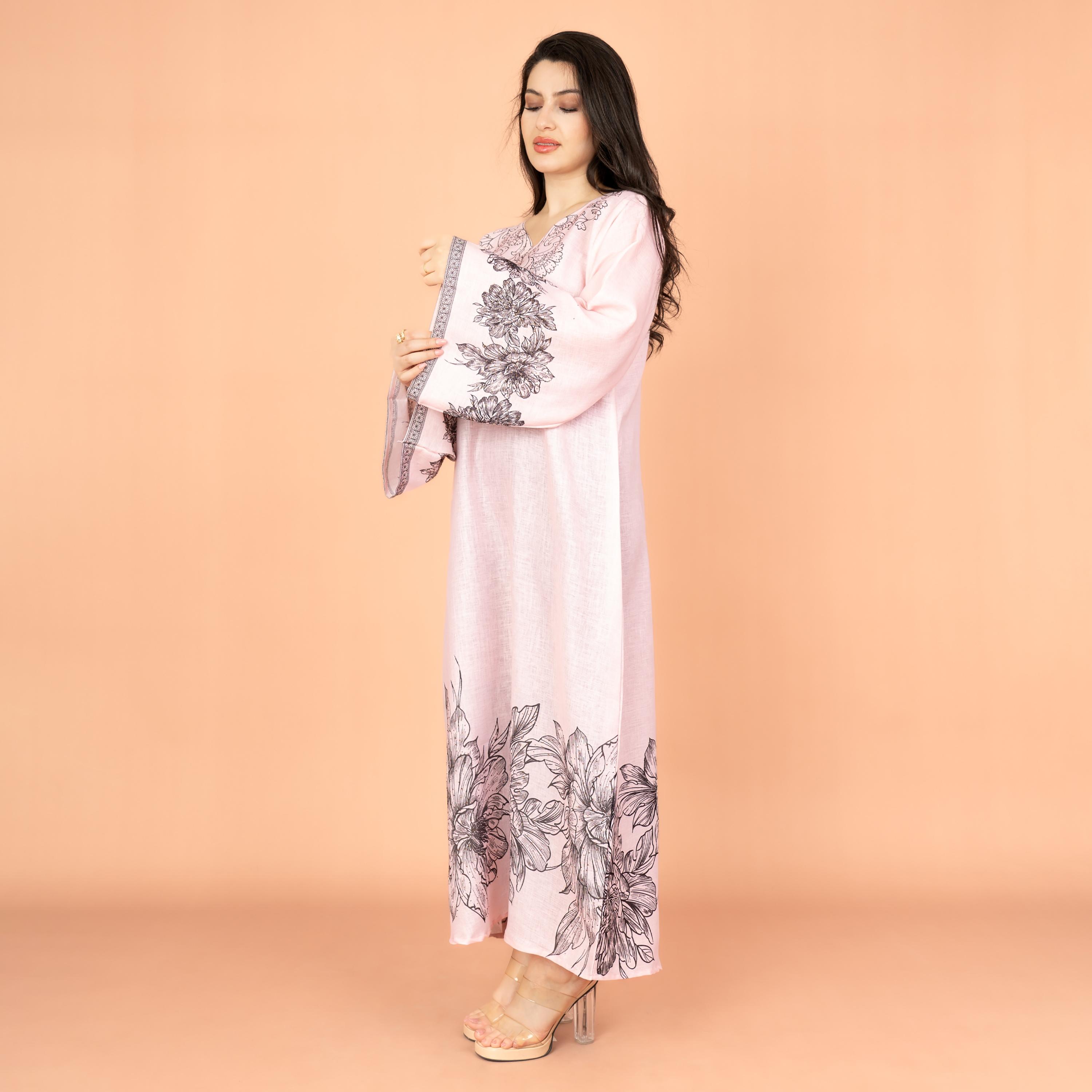 جلابية نسائية مسائية مطبوعة ومزينة بلمسة زهور وأكمام واسعة من إكسا-women-arabicclothing-jalabiyas-image-3
