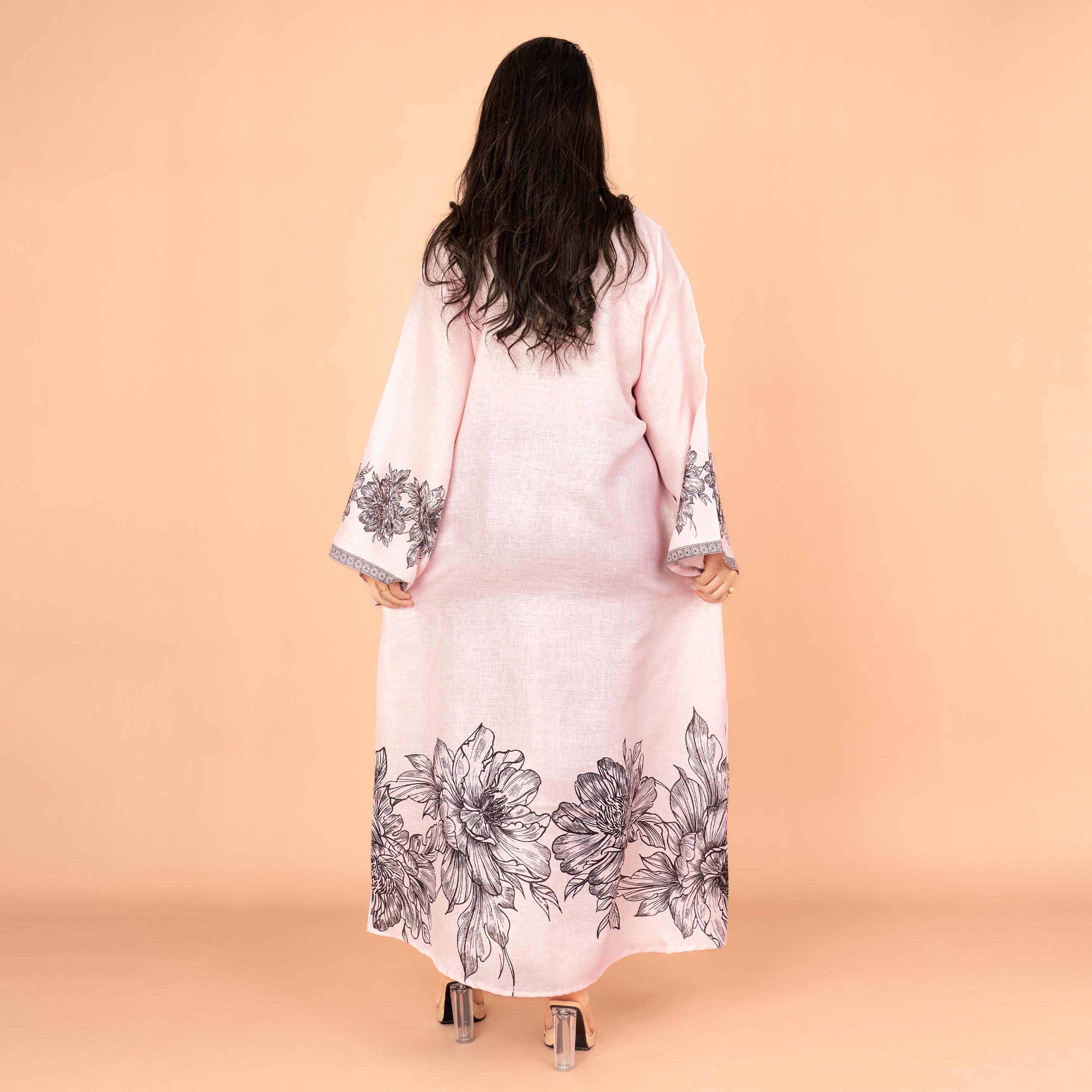 جلابية نسائية مسائية مطبوعة ومزينة بلمسة زهور وأكمام واسعة من إكسا-women-arabicclothing-jalabiyas-image-4