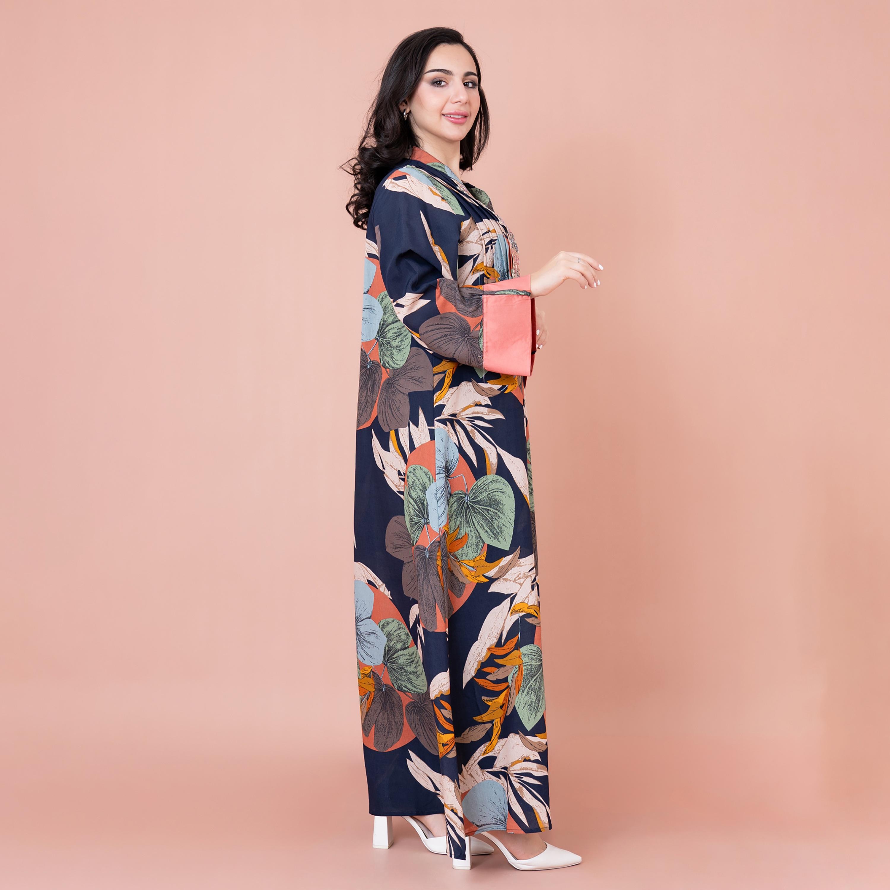 جلابية نسائية بياقة ماندرين وأكمام مطوية بطبعة نباتية من إيككسا-women-arabicclothing-jalabiyas-image-3