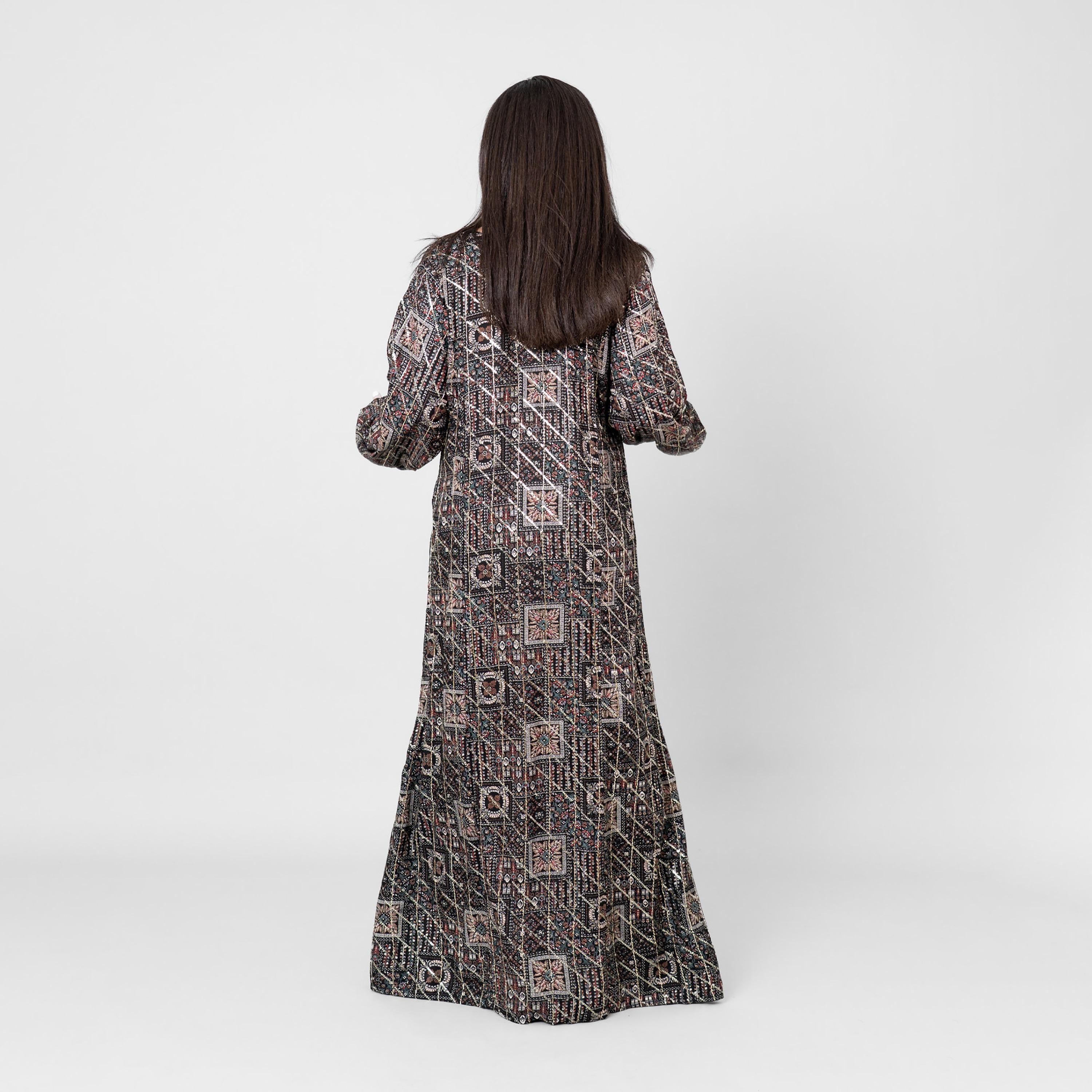 جلابية نسائية بطبعة "إثنيك جيوميتريك" من إككسا-women-arabicclothing-jalabiyas-image-5