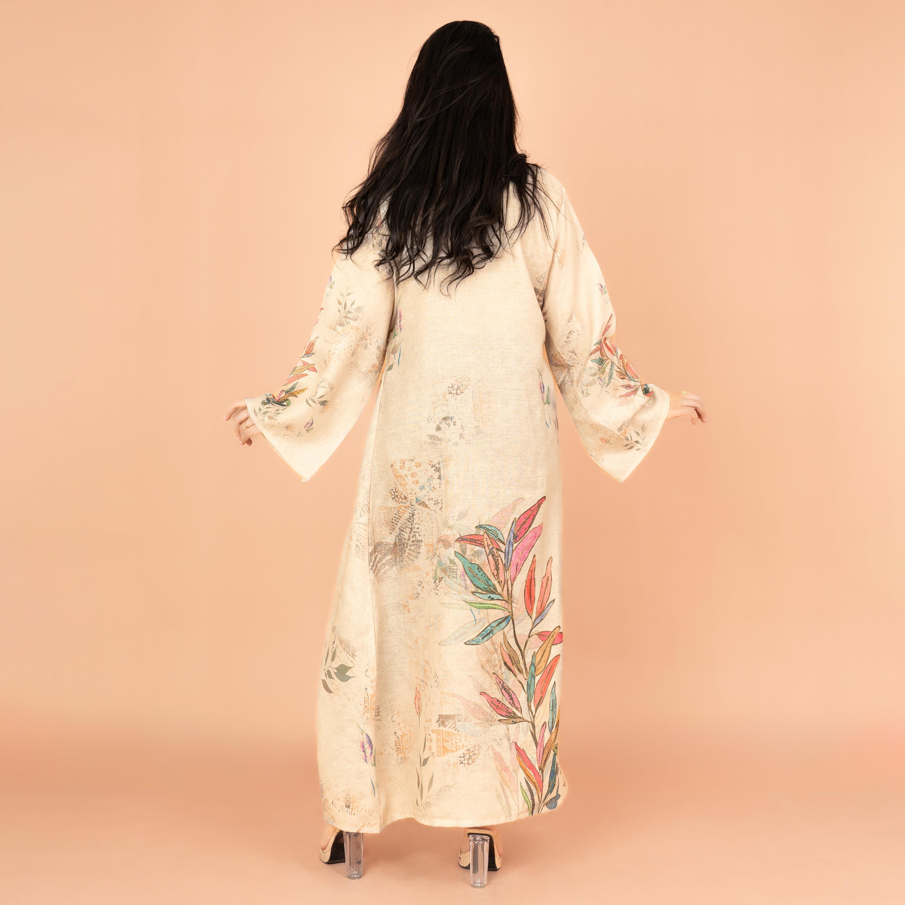 جلابية نسائية أنيقة مزينة بالترتر مع أكمام واسعة ورقبة مزينة بالزهور من إكسا-women-arabicclothing-jalabiyas-image-9