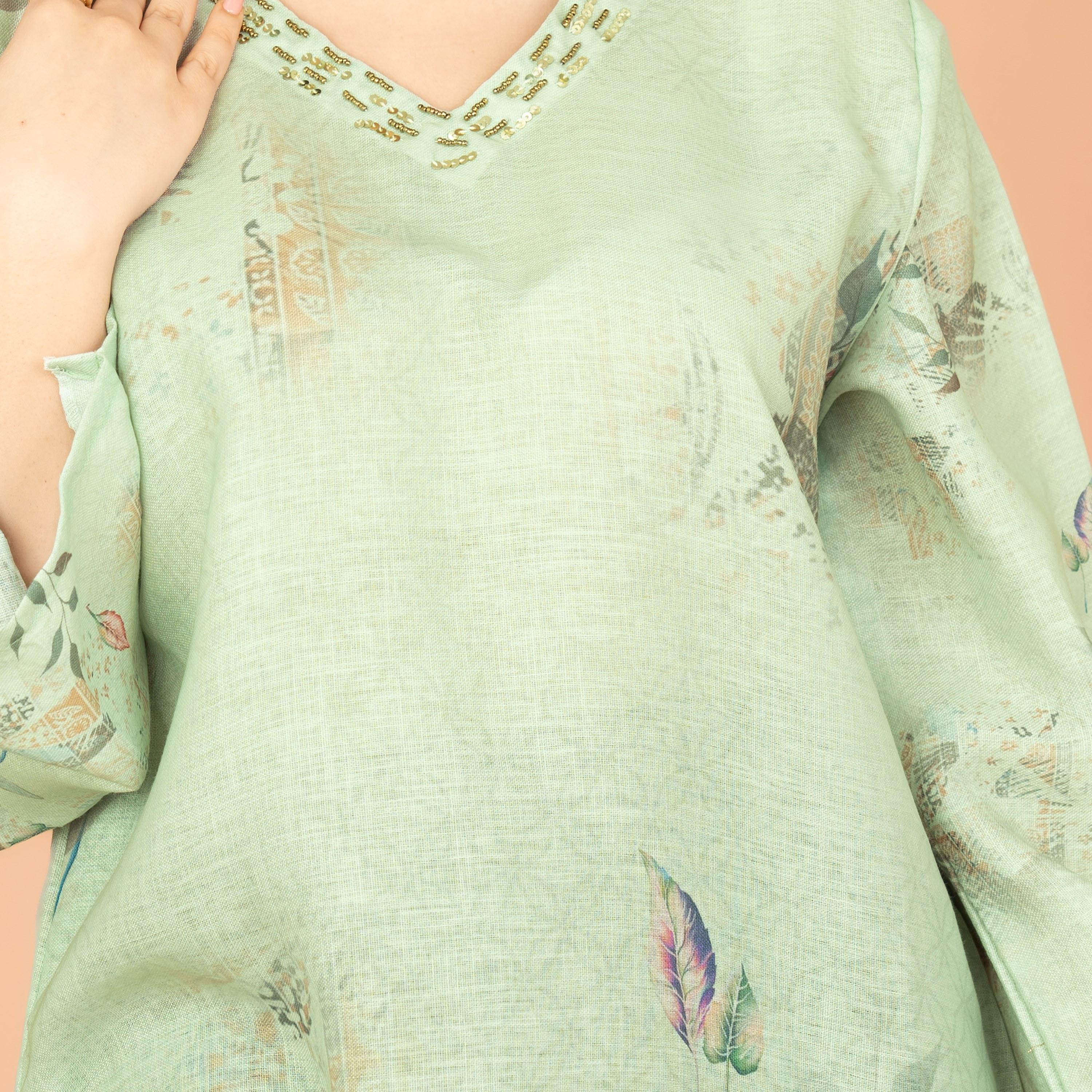 جلابية نسائية أنيقة مزينة بالترتر مع أكمام واسعة ورقبة مزينة بالزهور من إكسا-women-arabicclothing-jalabiyas-image-12