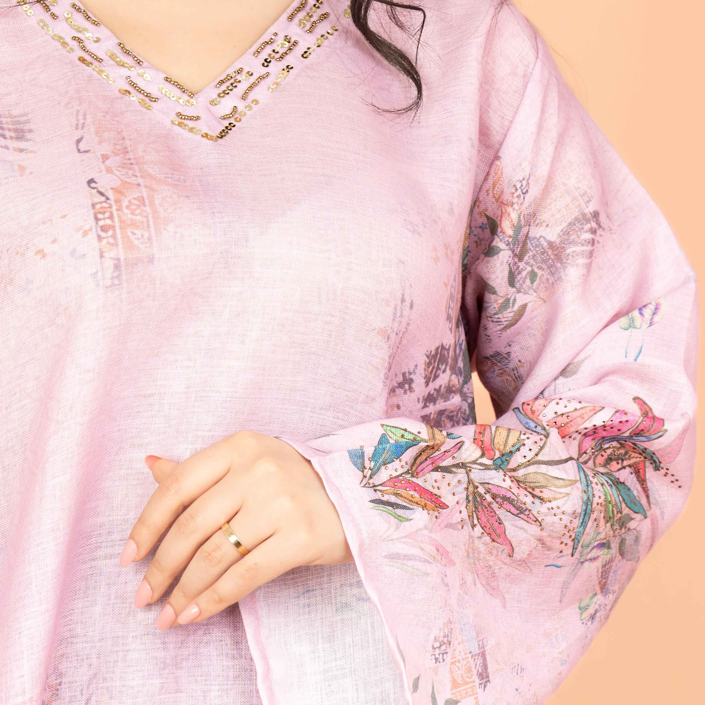 جلابية نسائية أنيقة مزينة بالترتر مع أكمام واسعة ورقبة مزينة بالزهور من إكسا-women-arabicclothing-jalabiyas-image-2