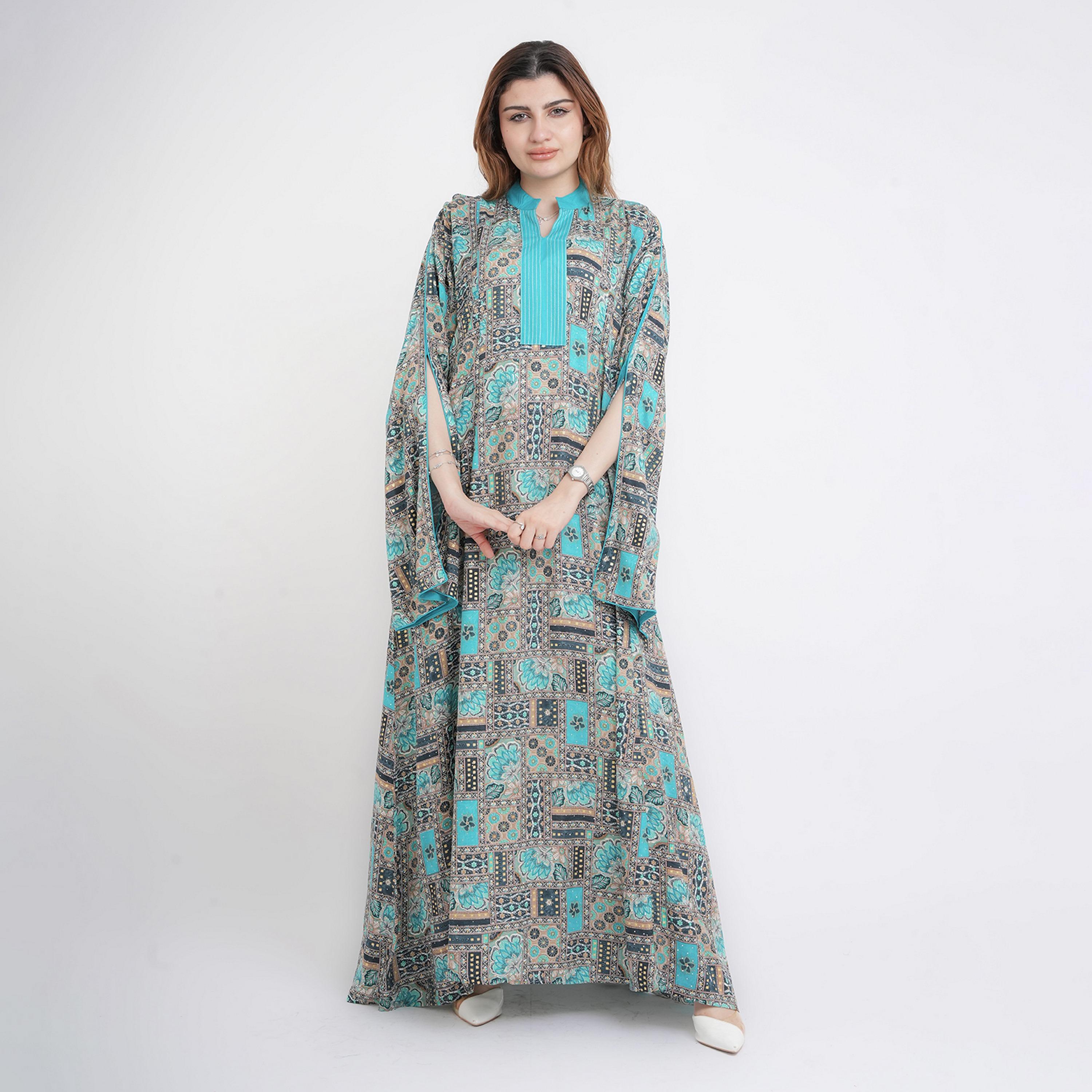 جلابية نسائية بياقة ماندارين وأكمام بفتحة وطبعة هندسية من إككسا-women-arabicclothing-jalabiyas-image-1