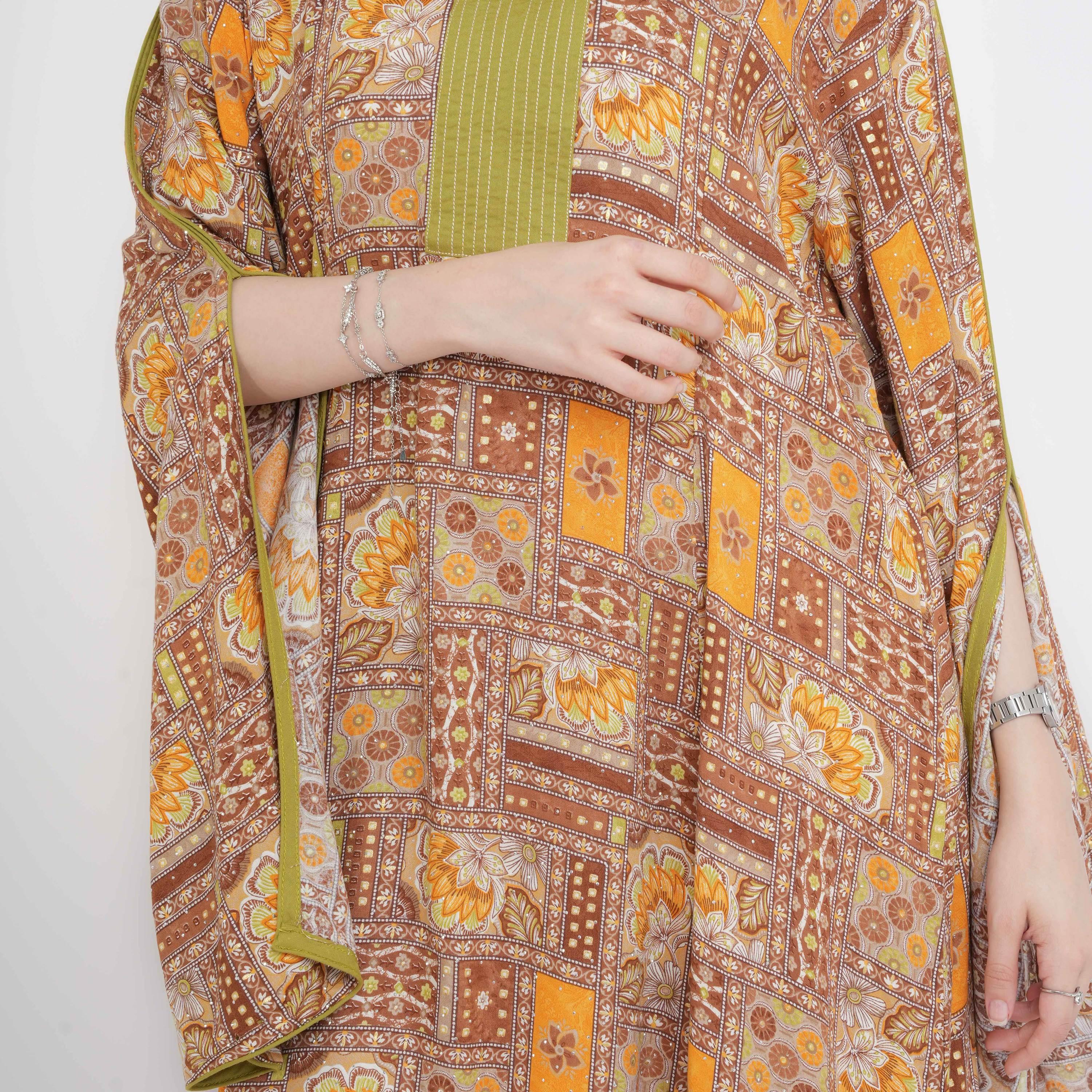 جلابية نسائية بياقة ماندارين وأكمام بفتحة وطبعة هندسية من إككسا-women-arabicclothing-jalabiyas-image-14