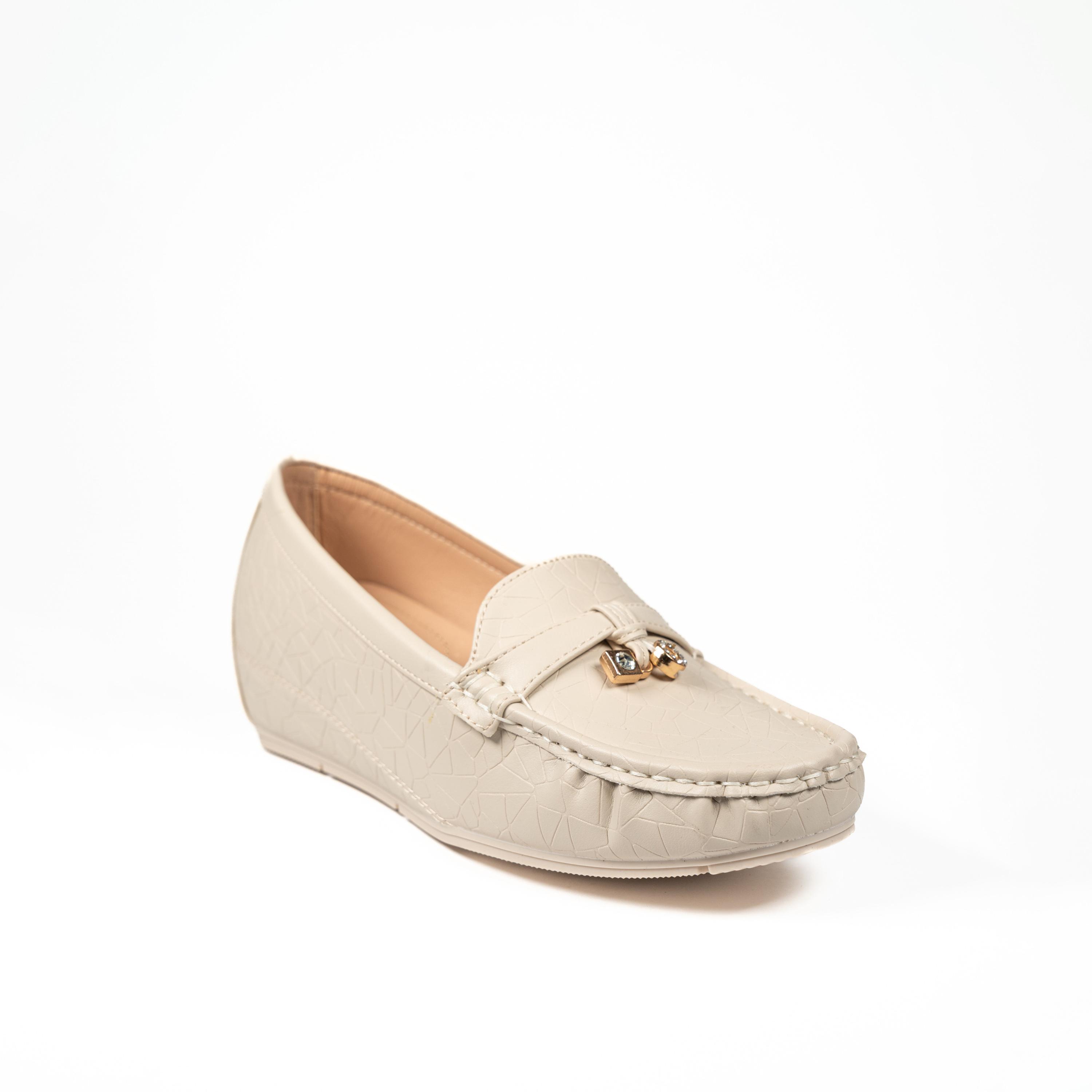 جيومني - حذاء بير سهل الارتداء بكعب إسفيني للنساء | J2501-387-BEIGE-women-shoes-loafersandmoccasins-image-1
