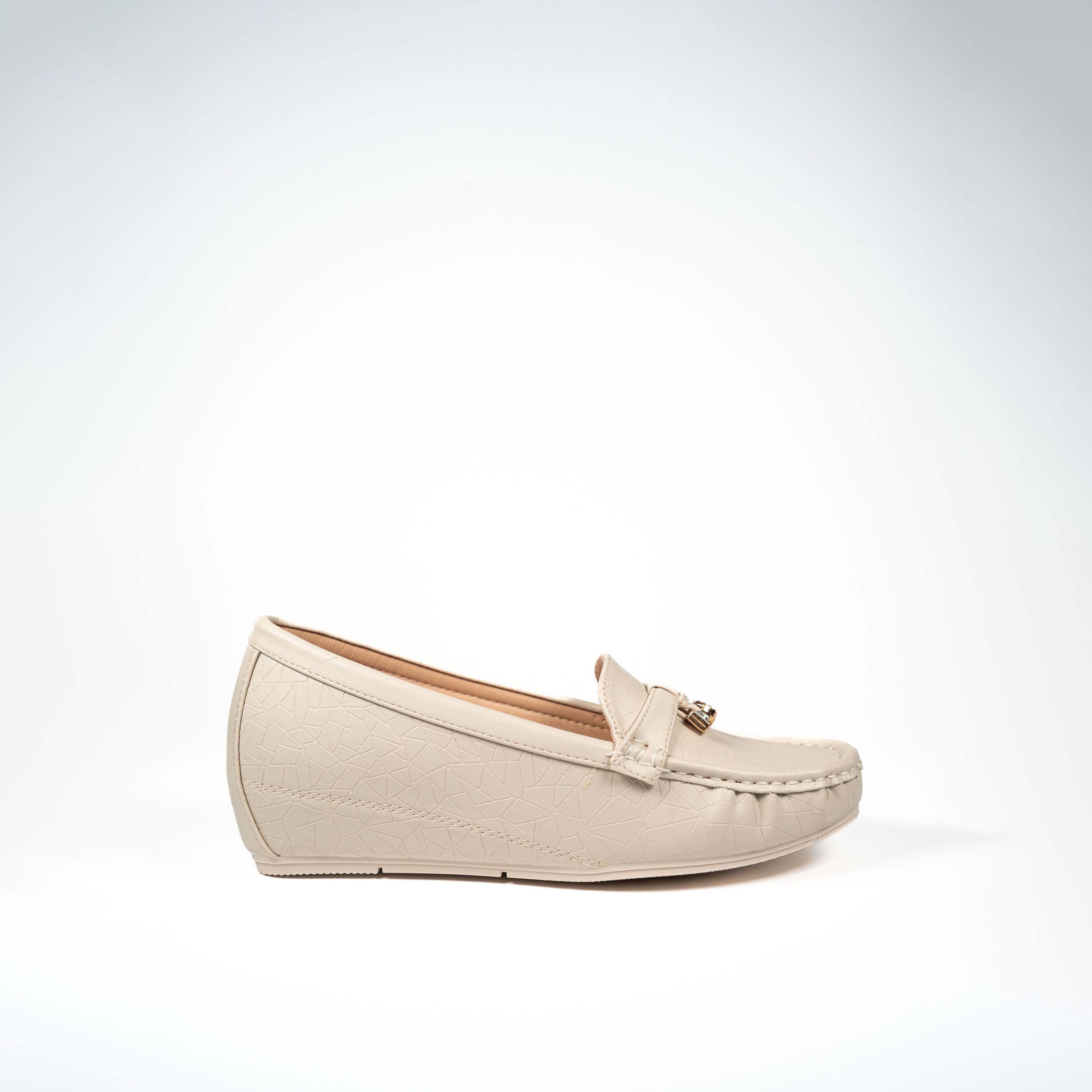 جيومني - حذاء بير سهل الارتداء بكعب إسفيني للنساء | J2501-387-BEIGE-women-shoes-loafersandmoccasins-image-4