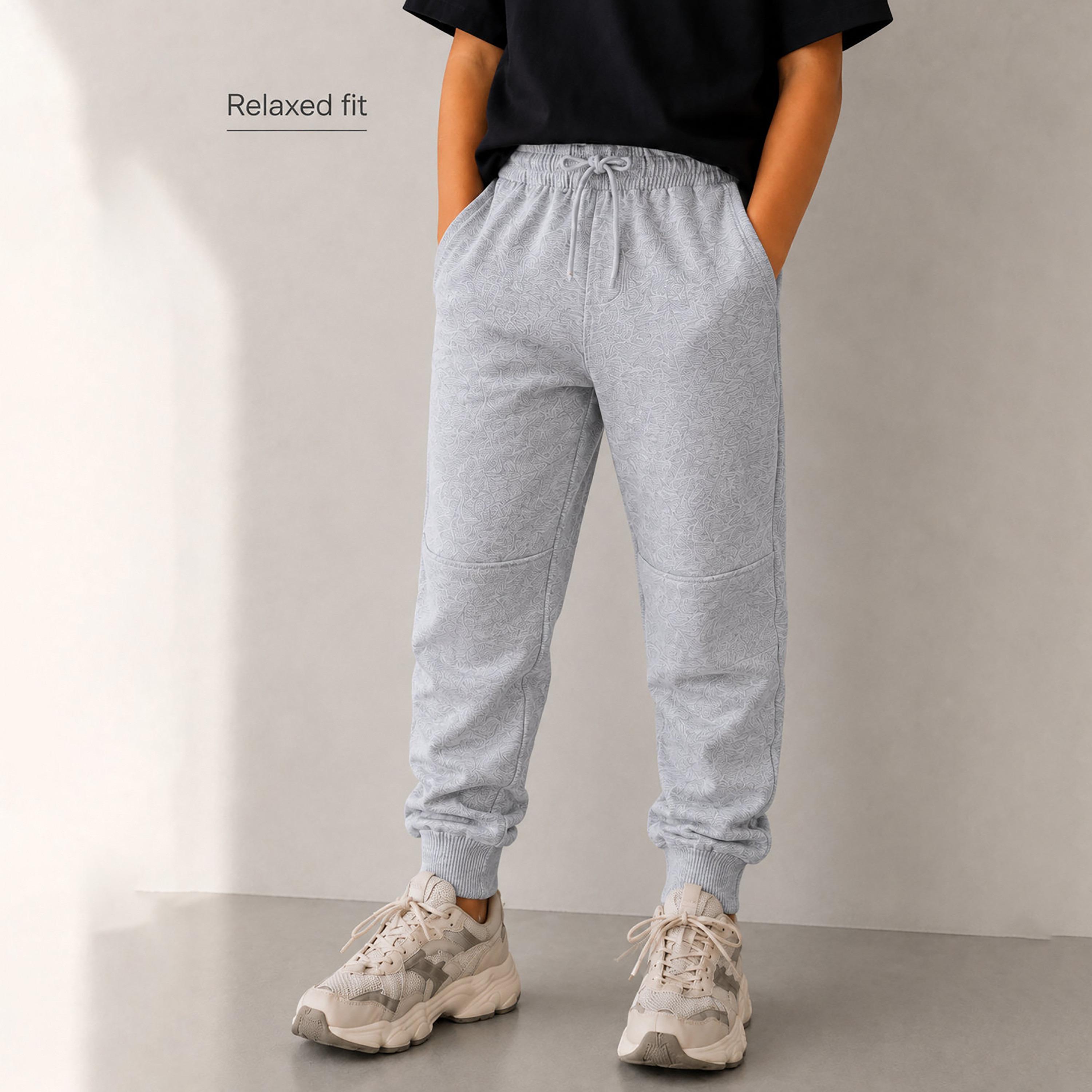 طقم جوجرز قطعة واحدة بخصر مطاطي وحبل ربط سادة من فيكتور وجين-boys-clothing-bottoms-joggersandtrackpants-image-2