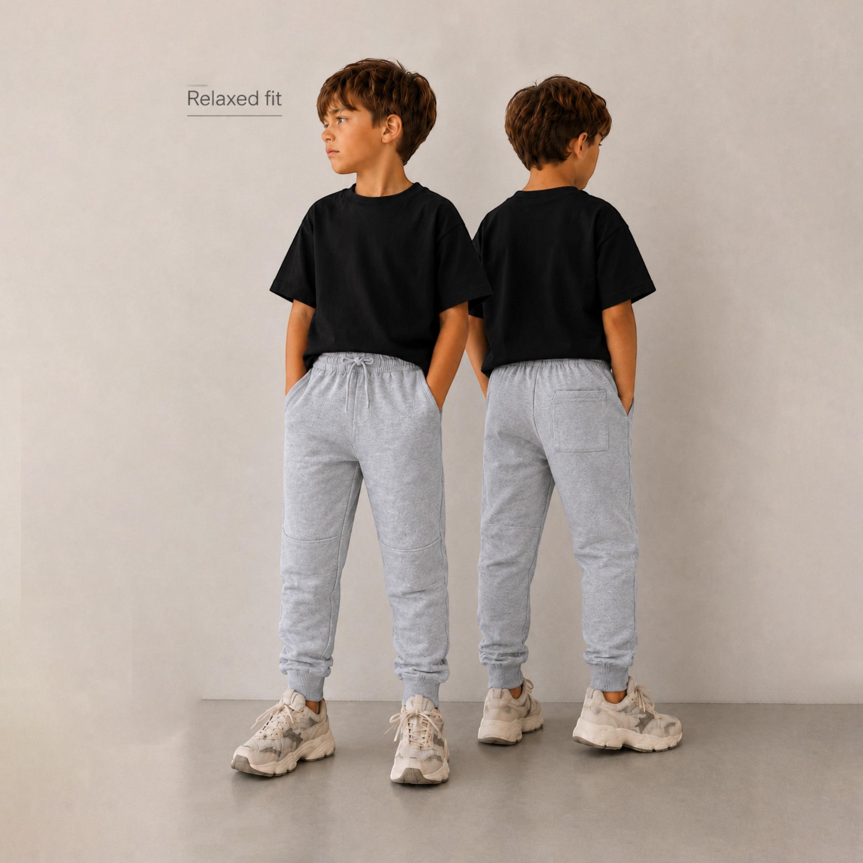 طقم جوجرز قطعة واحدة بخصر مطاطي وحبل ربط سادة من فيكتور وجين-boys-clothing-bottoms-joggersandtrackpants-image-3