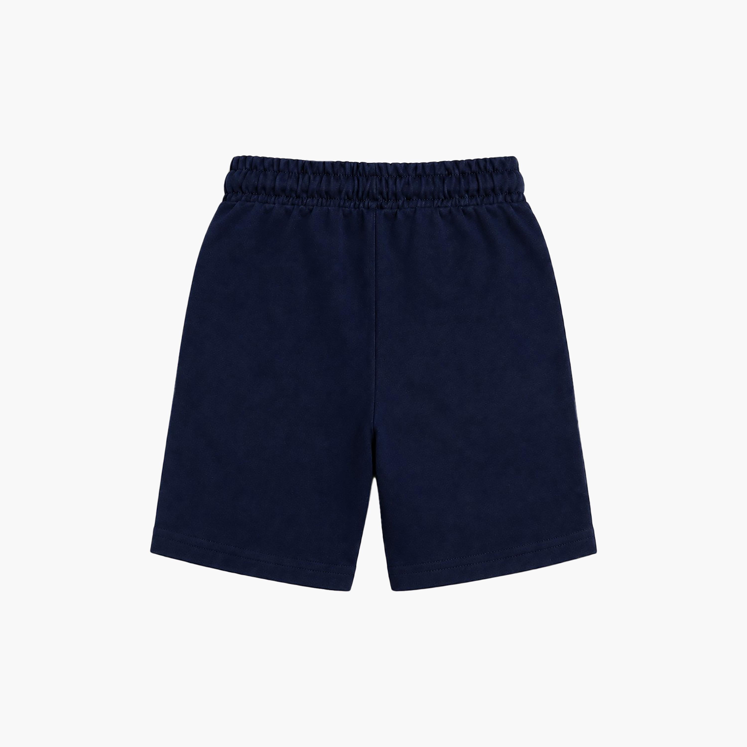 شورت سادة بخصر مطاطي وبرباط من فيكتور أند جين-boys-clothing-bottoms-shorts-image-4