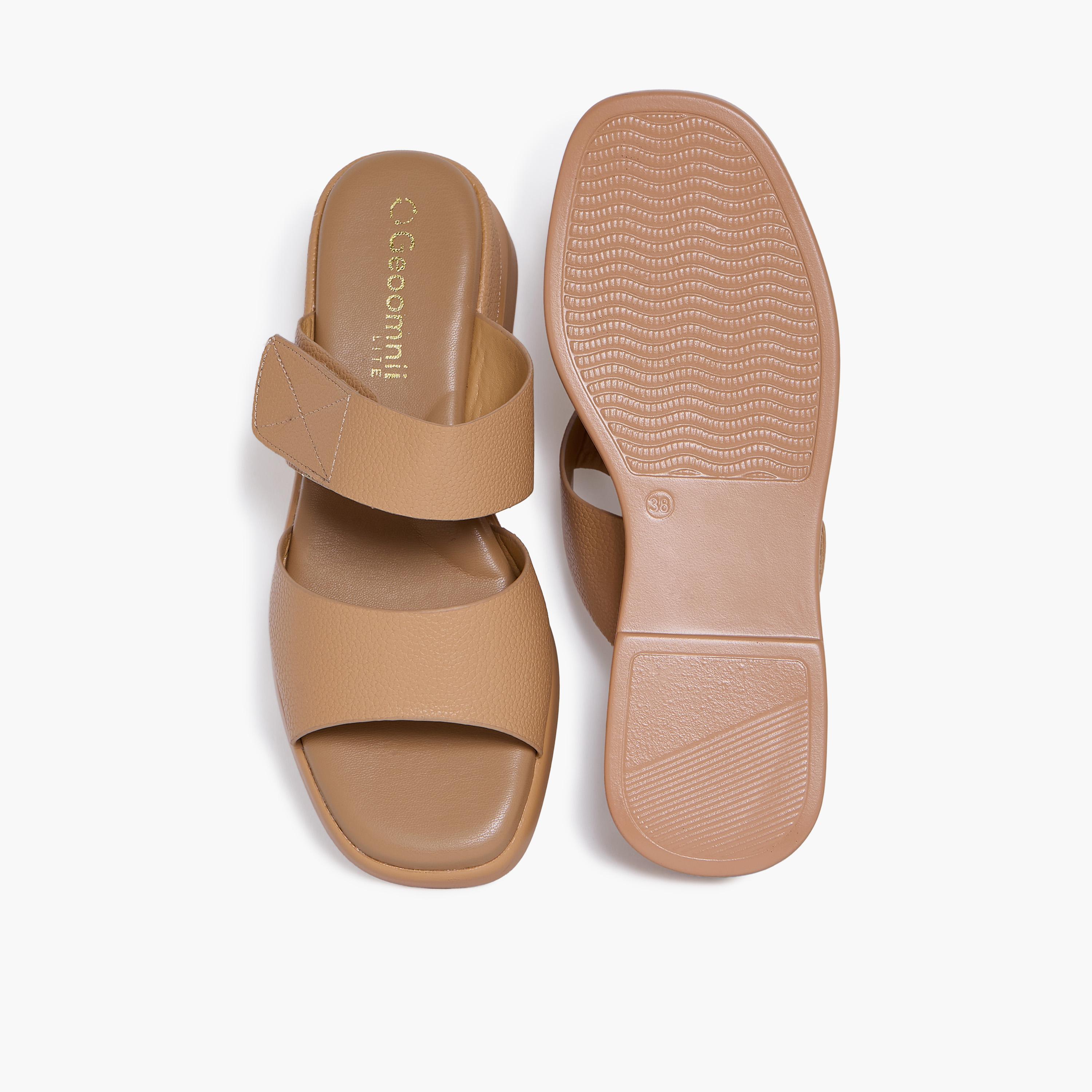 جيومني - صندل نايكيا سهل الارتداء بكعب إسفيني للنساء | KN2610-9-BEIGE-women-shoes-sandals-heeled-image-3