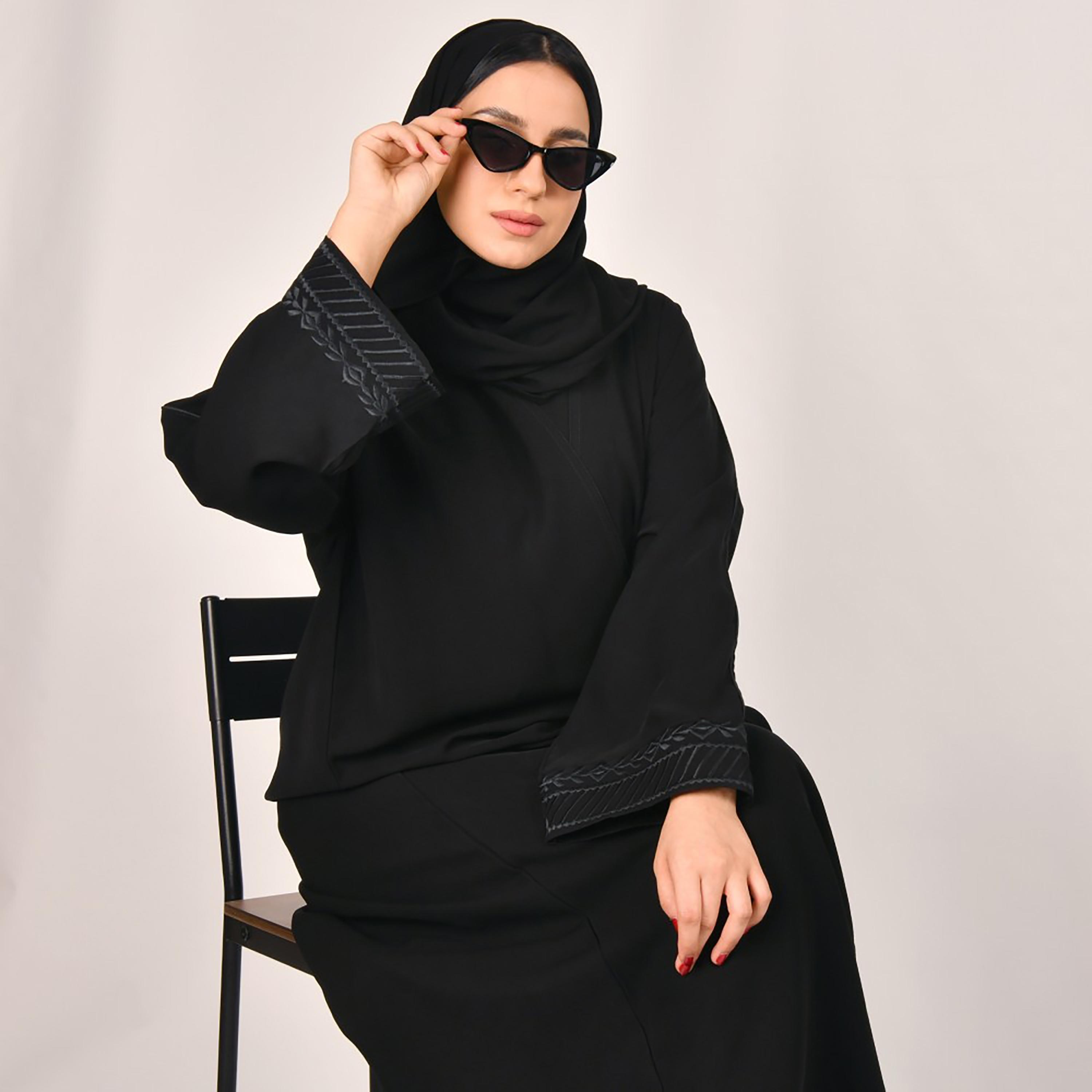 Lamha Plain Embroidered Detailed Sleeves Abaya with Hijab-women-arabicclothing-abayas-image-2