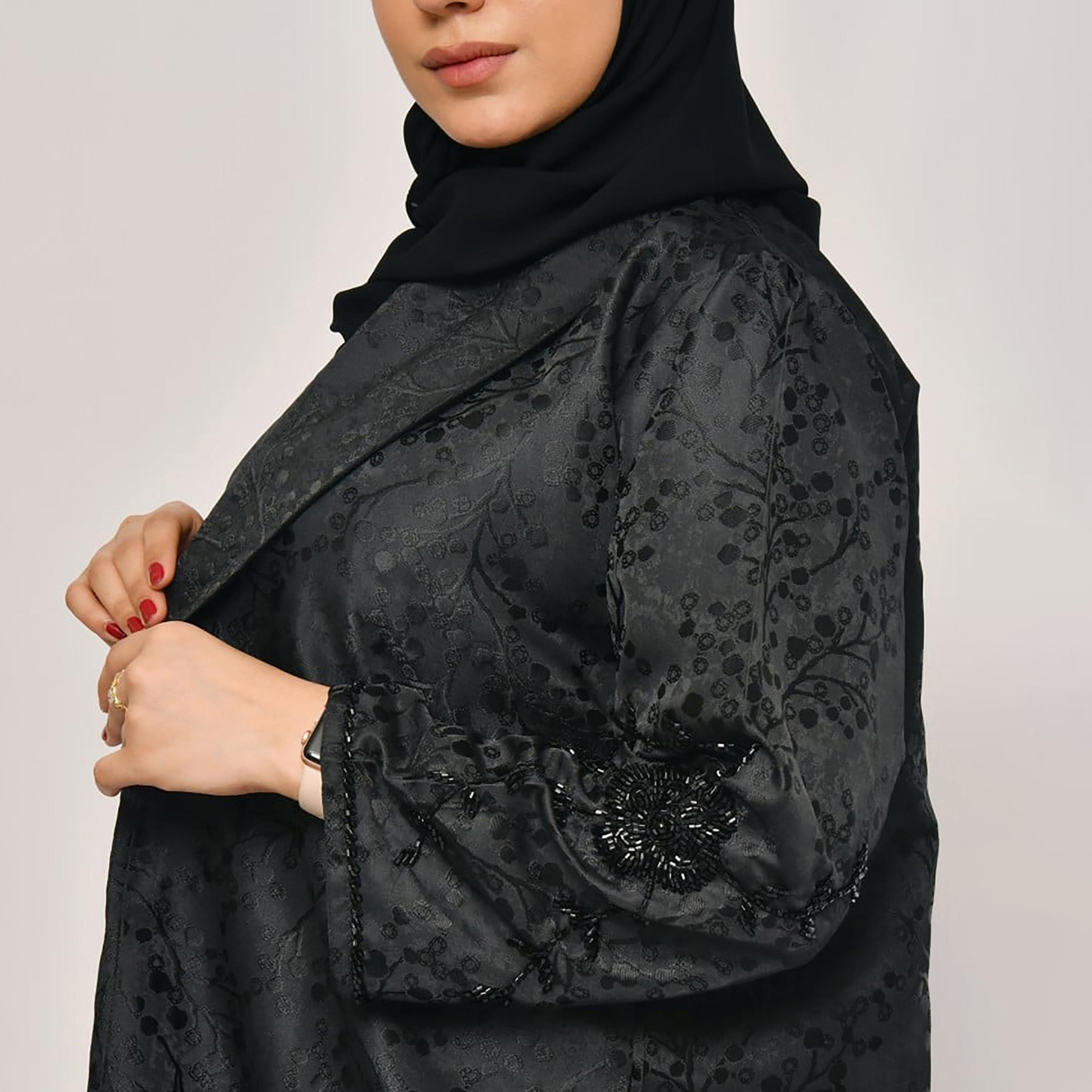 Lamha Patterned Beaded Detailed Sleeves Coat Style Abaya with Hijab-women-arabicclothing-abayas-image-3
