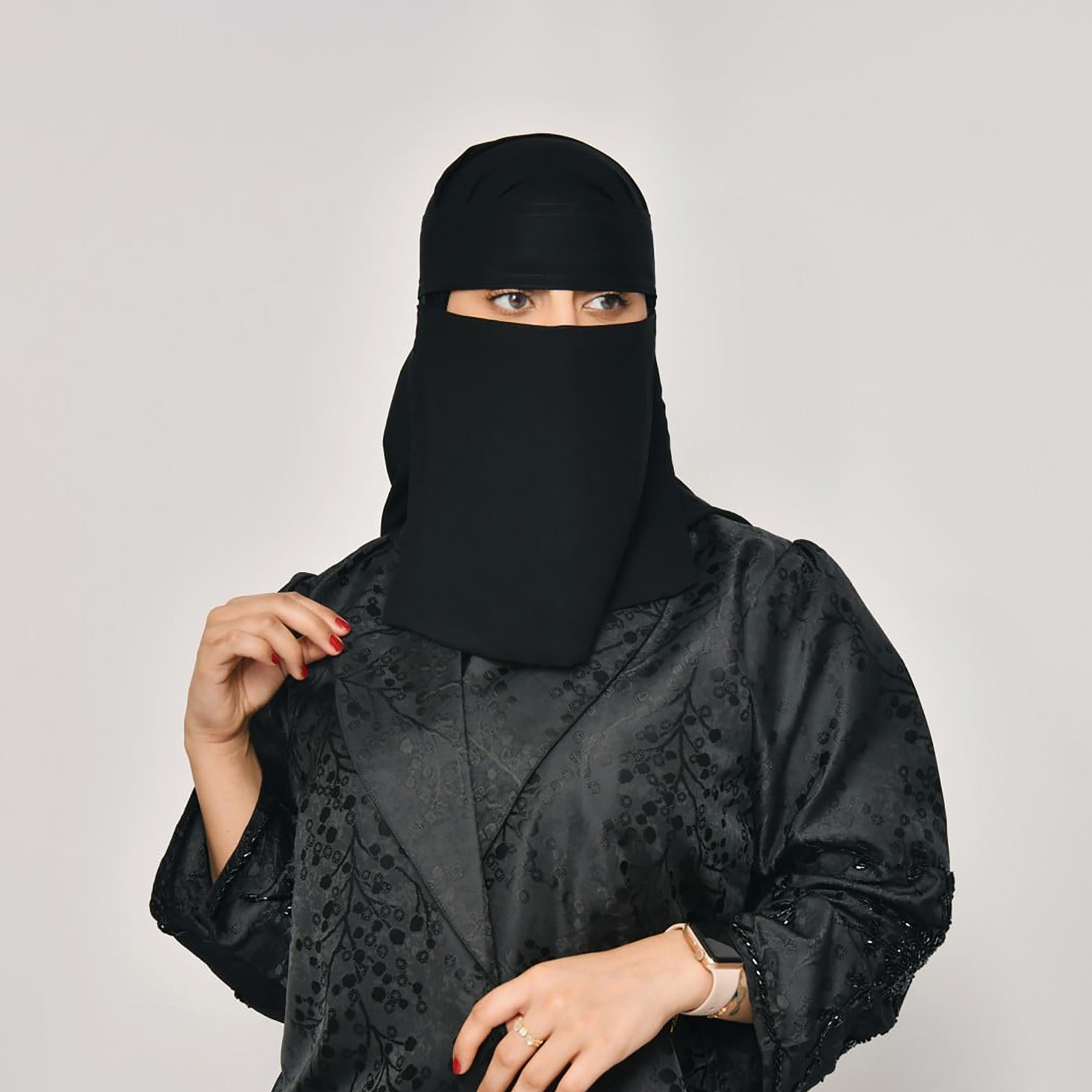 Lamha Patterned Beaded Detailed Sleeves Coat Style Abaya with Hijab-women-arabicclothing-abayas-image-5