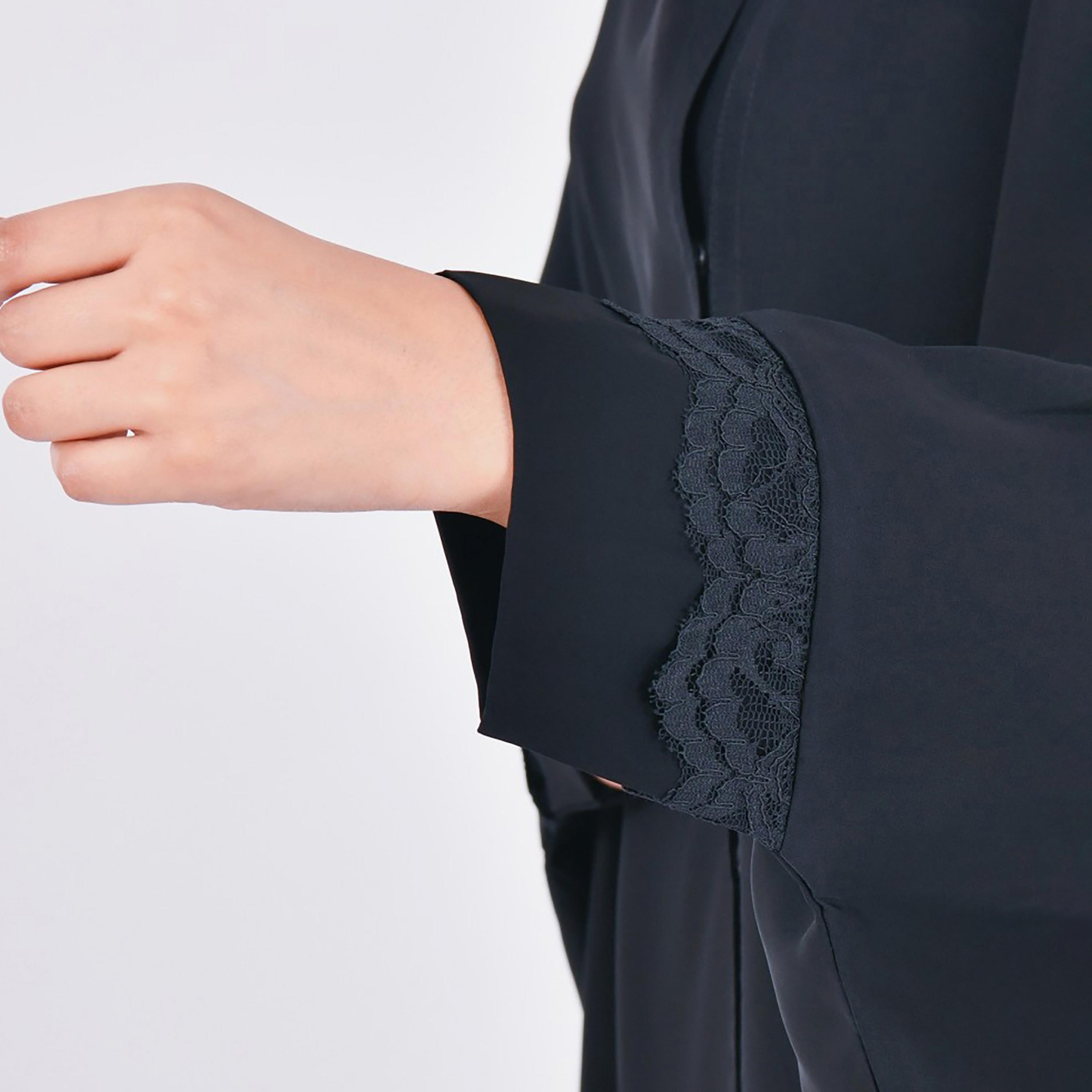 Lamha Plain Lace Detailed Sleeves Closed Head Abaya with Hijab-women-arabicclothing-abayas-image-3